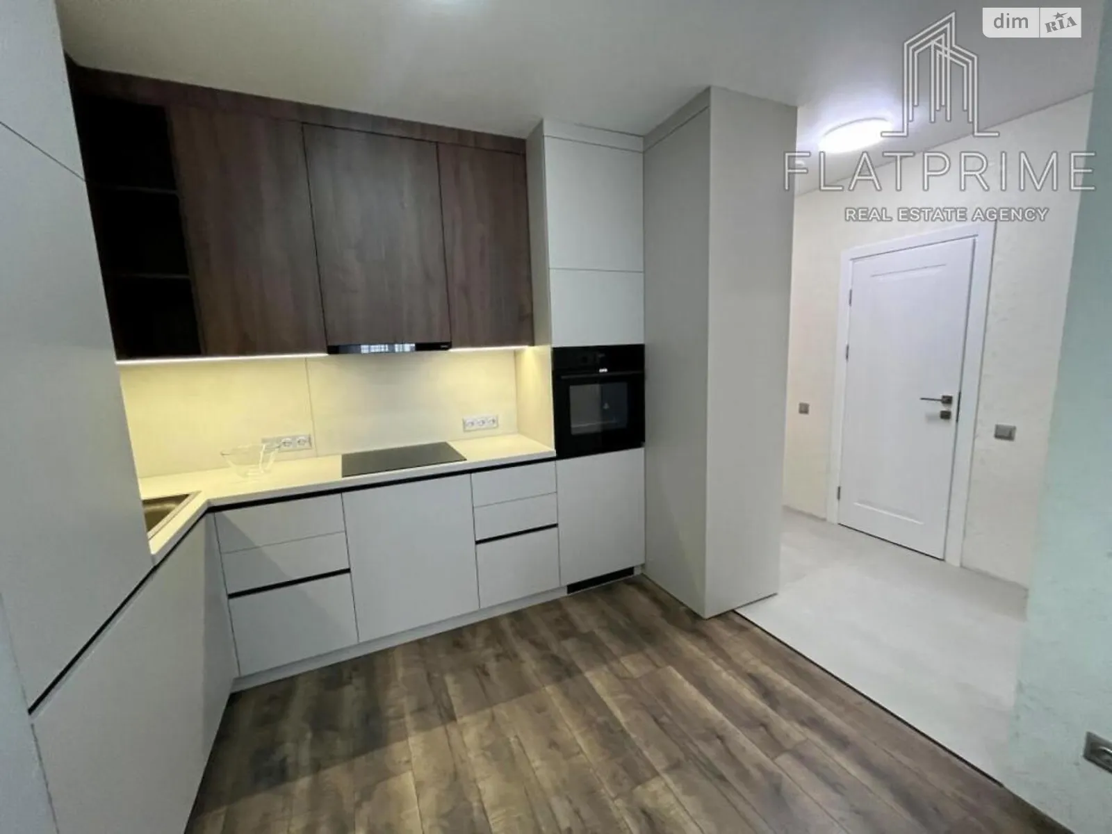 Продается 1-комнатная квартира 41 кв. м в Киеве, ул. Михаила Максимовича, 24В - фото 1