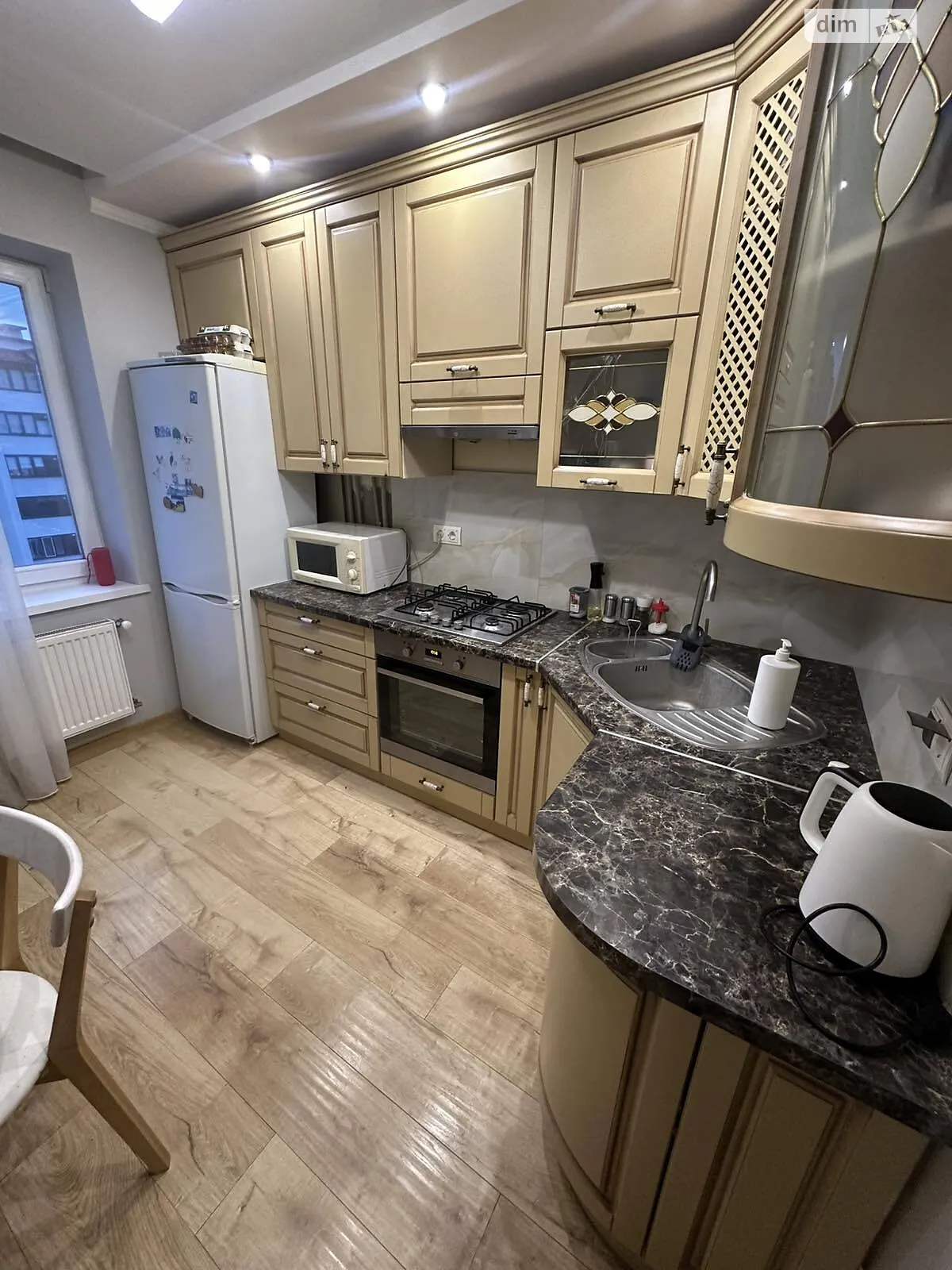 2-комнатная квартира 50 кв. м в Тернополе, ул. Владимира Великого - фото 1