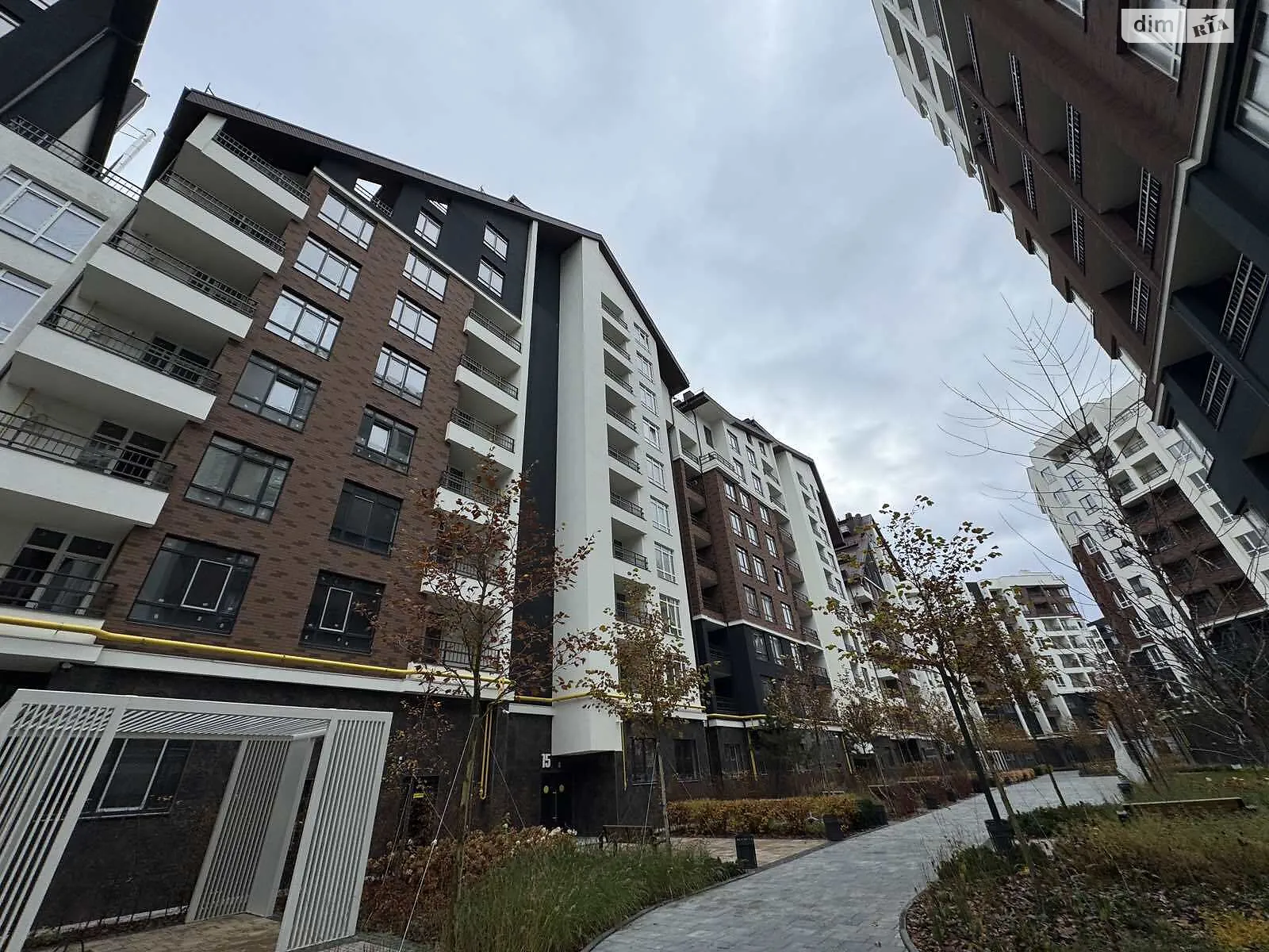 Продается 1-комнатная квартира 40 кв. м в Ирпене, ул. Ольги Кобылянской(Достоевского), 1В/37 - фото 1