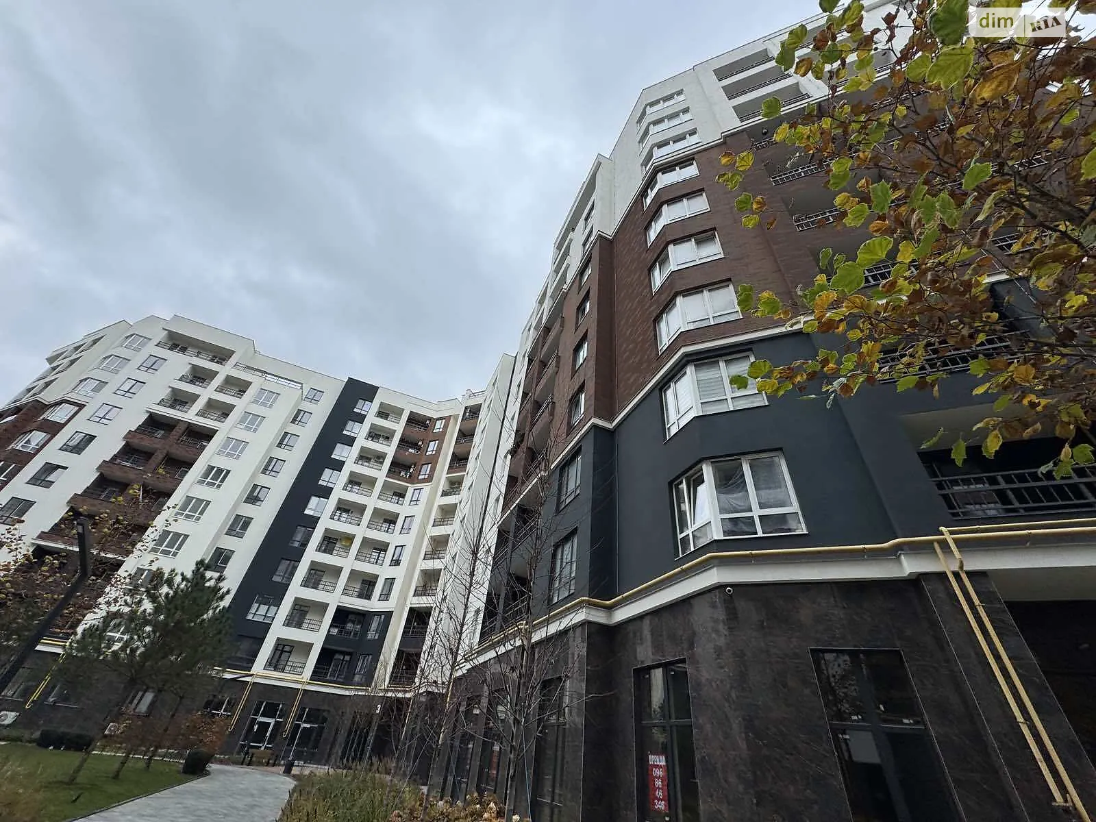 Продается 1-комнатная квартира 39 кв. м в Ирпене, ул. Ольги Кобылянской(Достоевского), 1В/37 - фото 1