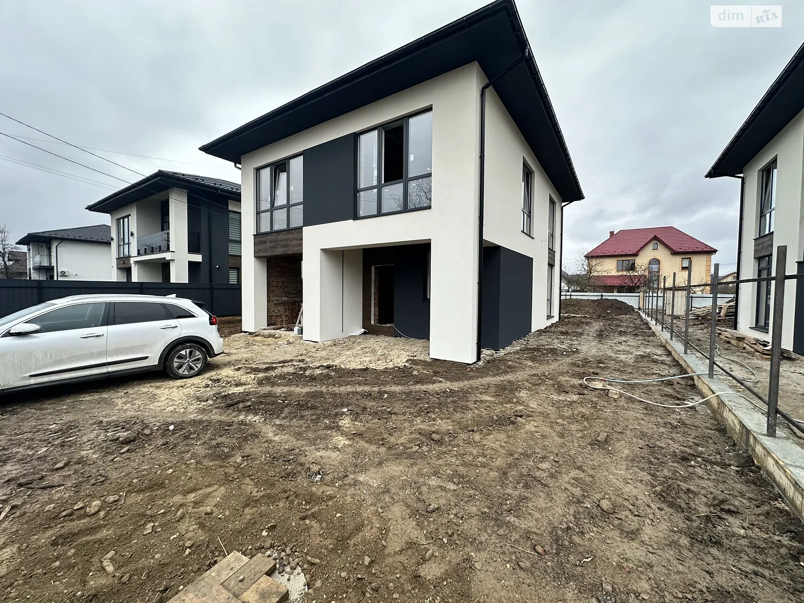 Продается дом на 2 этажа 165 кв. м с мебелью, цена: 195000 $ - фото 1