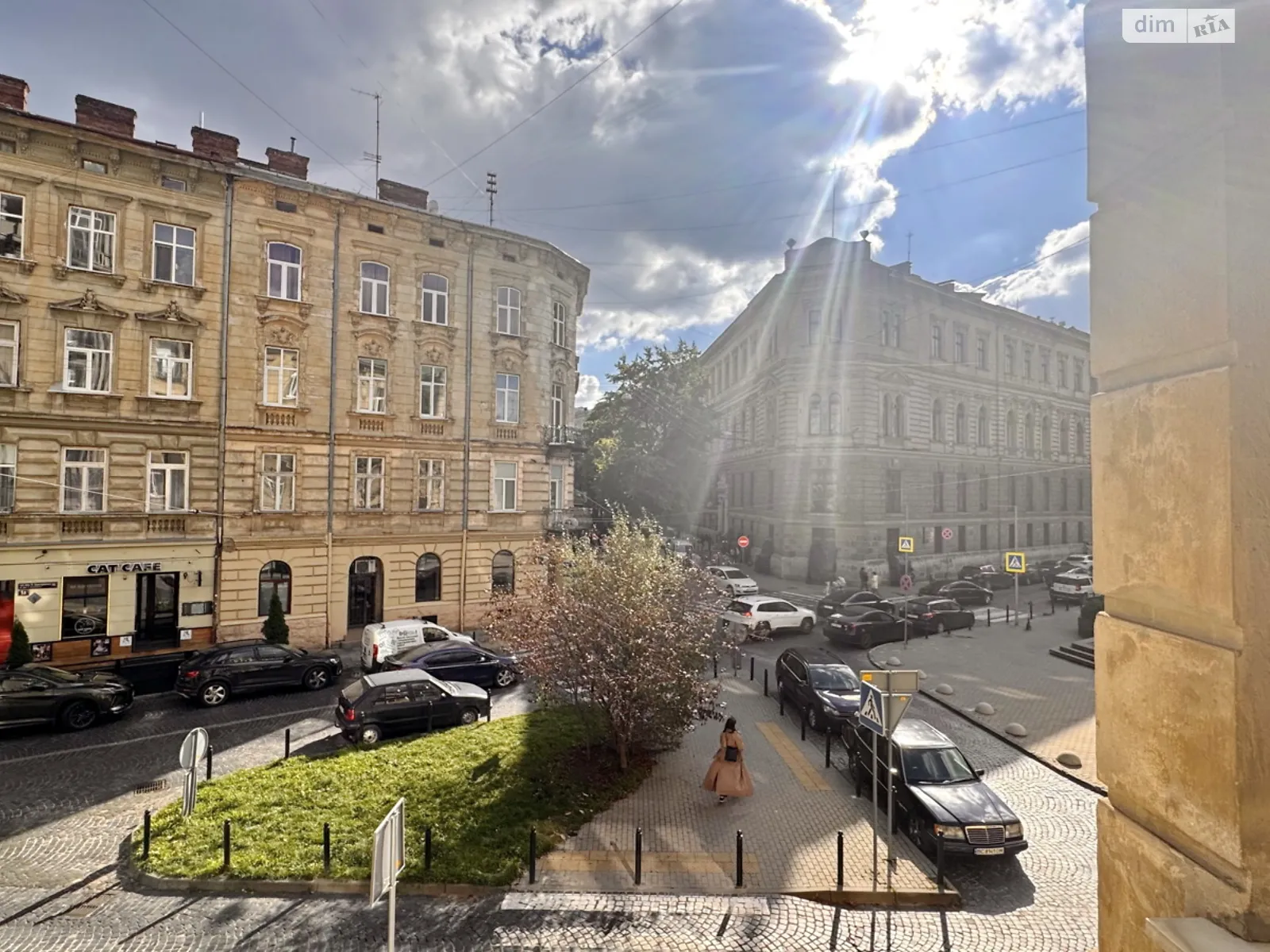 Продается 4-комнатная квартира 155.5 кв. м в Львове, пл. Генерала Петра Григоренко, 4 - фото 1