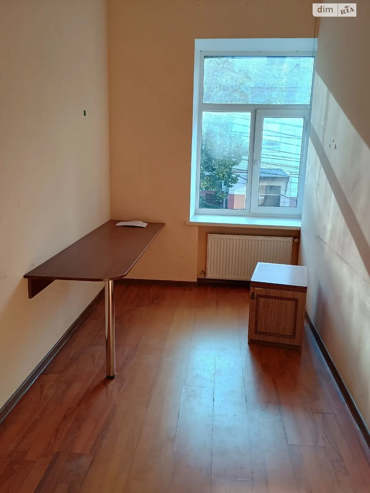 Сдается в аренду офис 10 кв. м в бизнес-центре, цена: 4000 грн - фото 1