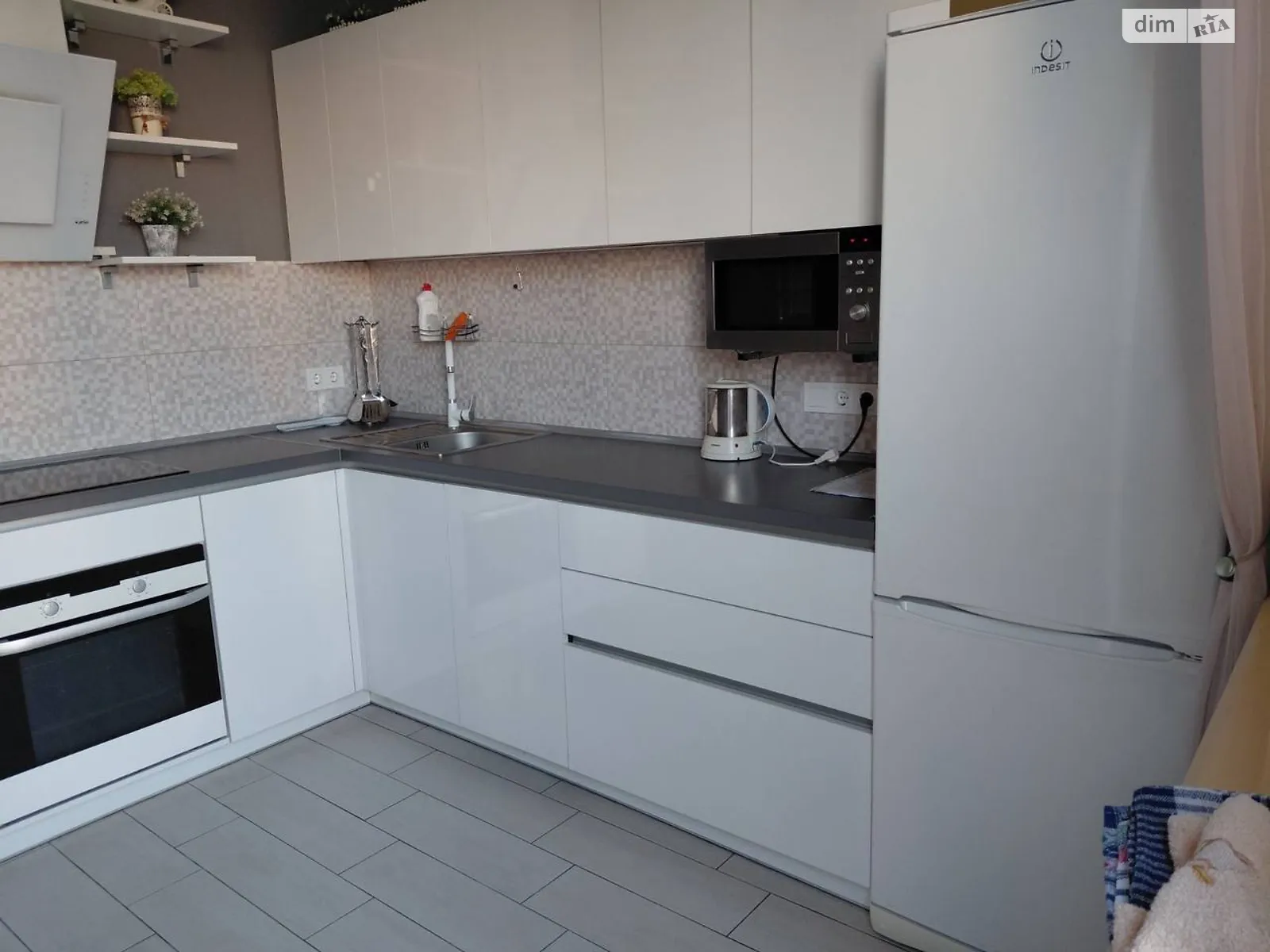 Сдается в аренду 1-комнатная квартира 42 кв. м в Одессе, цена: 10000 грн - фото 1