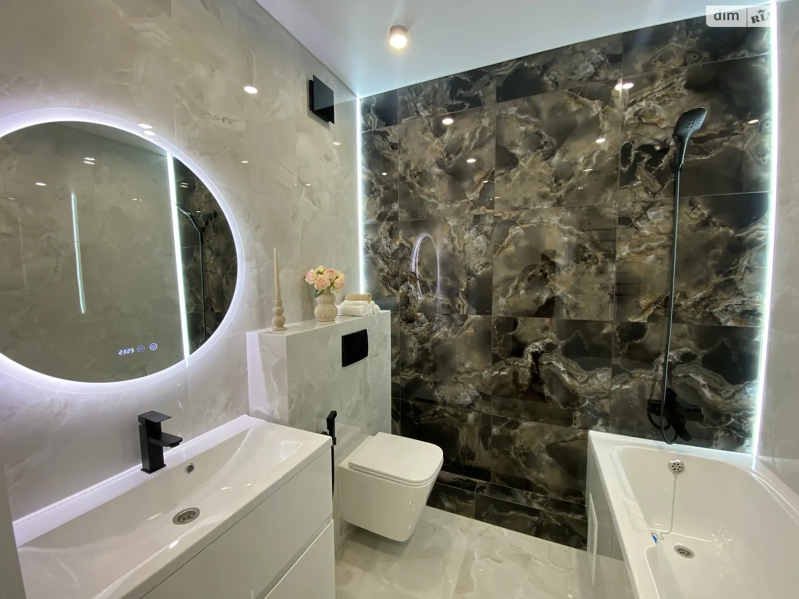 Продается 2-комнатная квартира 69 кв. м в Виннице, пер. Кирпичный, 12 - фото 1