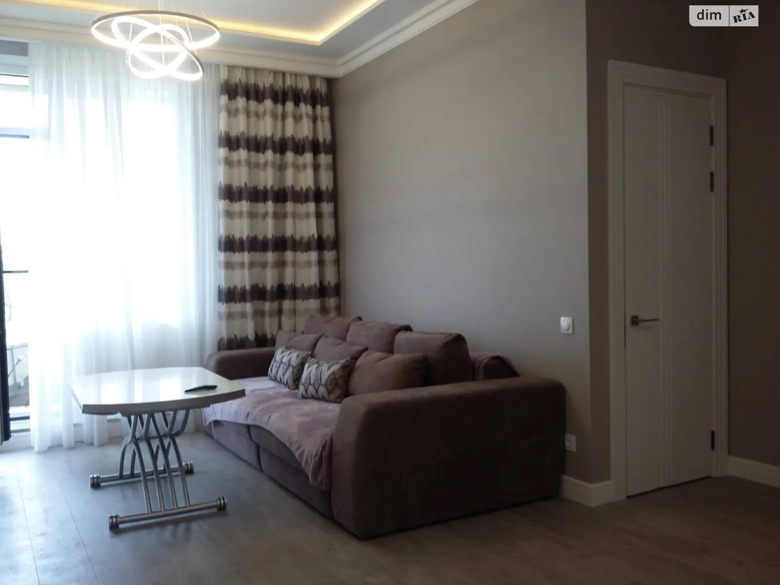 Сдается в аренду 1-комнатная квартира 53 кв. м в Одессе, цена: 550 $ - фото 1