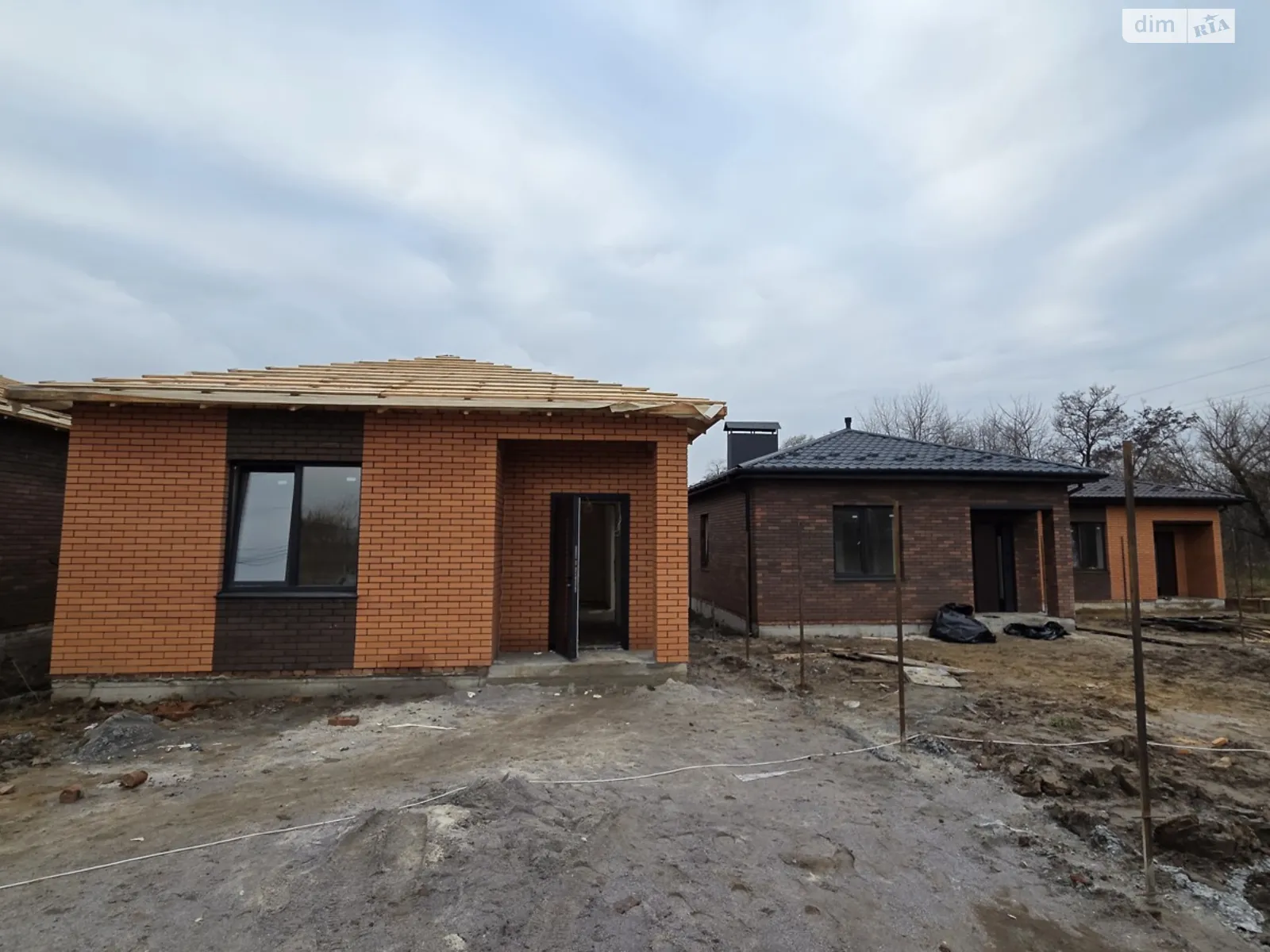 Продается одноэтажный дом 80 кв. м с беседкой, цена: 84000 $ - фото 1