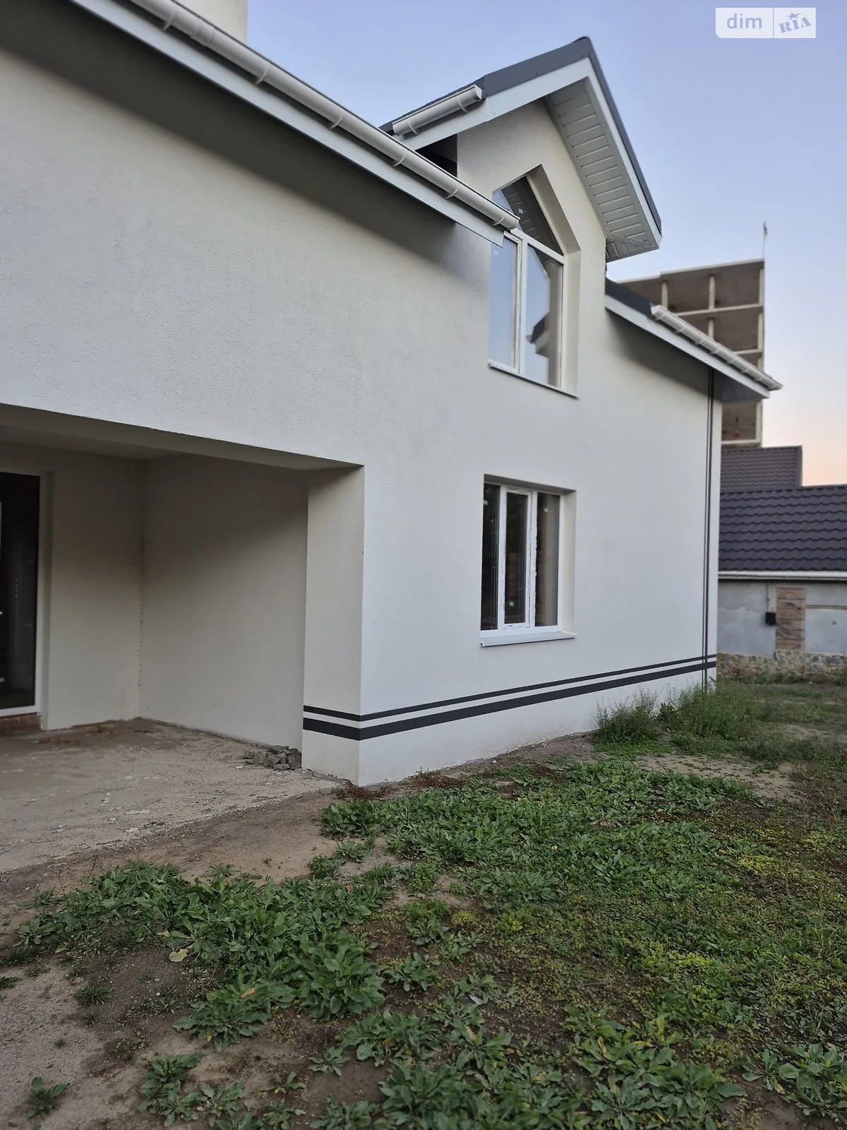 Продается дом на 2 этажа 170 кв. м с балконом, цена: 138000 $ - фото 1