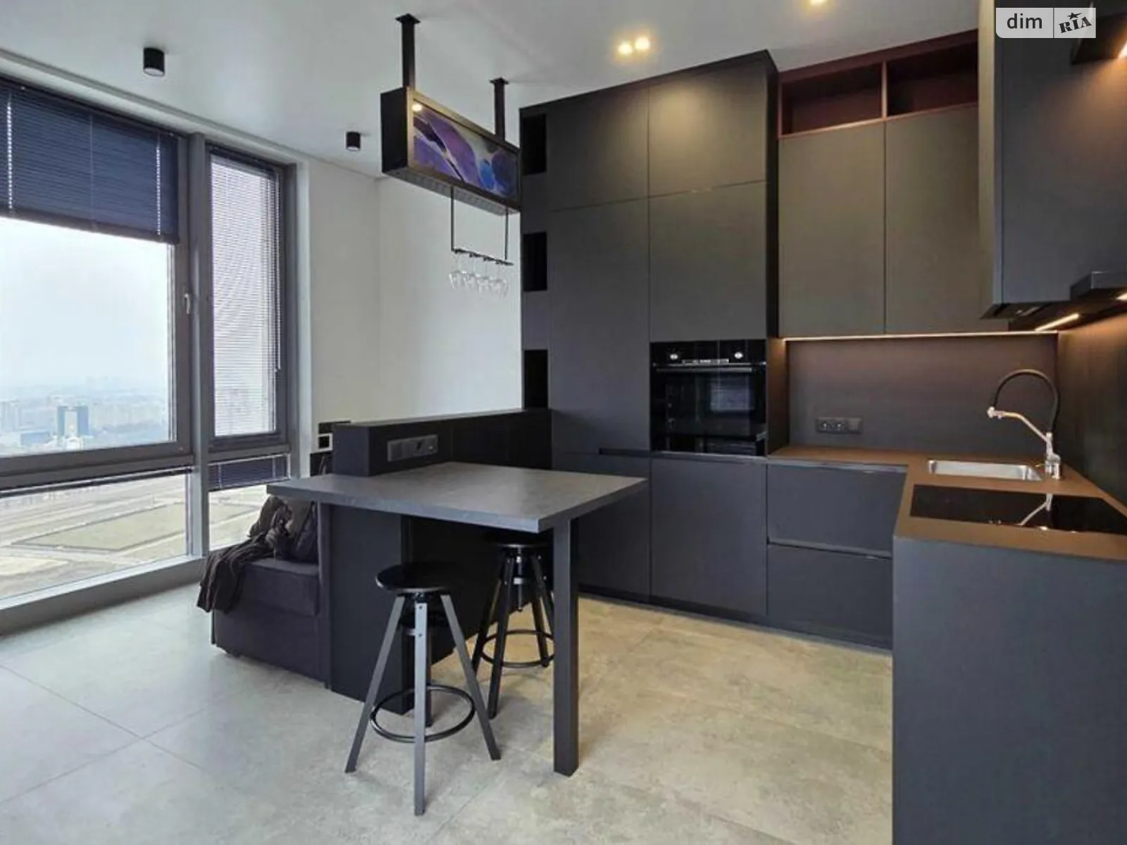 Продается 1-комнатная квартира 44 кв. м в Киеве, просп. Академика Глушкова, 1Б - фото 1