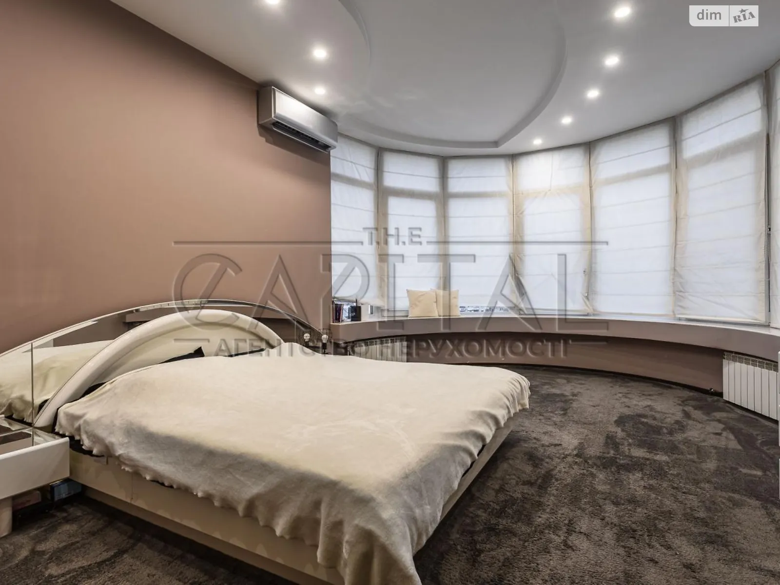 Продается 3-комнатная квартира 140 кв. м в Киеве, ул. Дмитриевская, 69 - фото 1