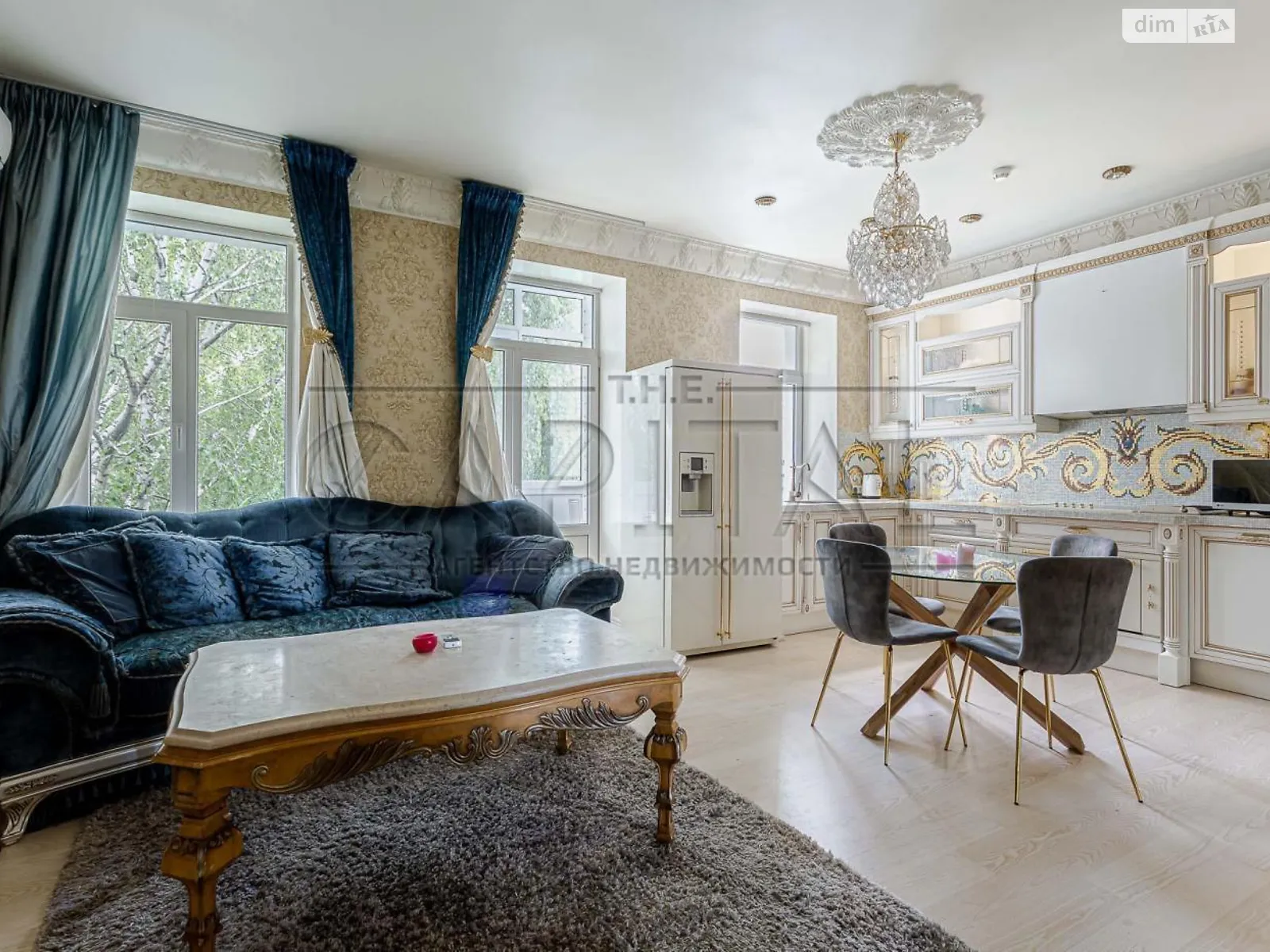 Продается 3-комнатная квартира 80 кв. м в Киеве, ул. Михайла Грушевского, 10/27 - фото 1