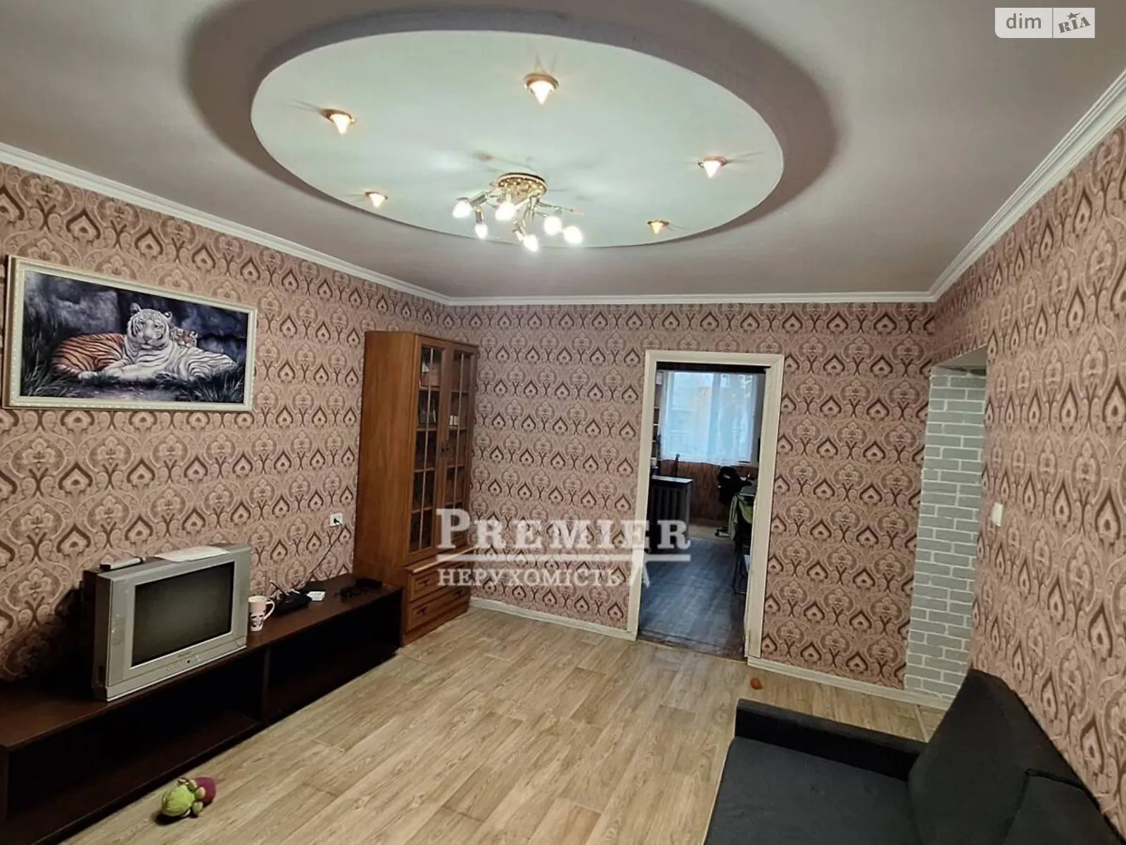 Продается 3-комнатная квартира 54.9 кв. м в Черноморске, ул. Парусная - фото 1