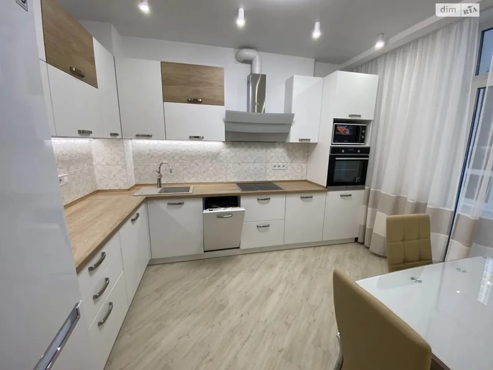 Продається 2-кімнатна квартира 59.1 кв. м у Києві, вул. Кадетський Гай, 10 - фото 1