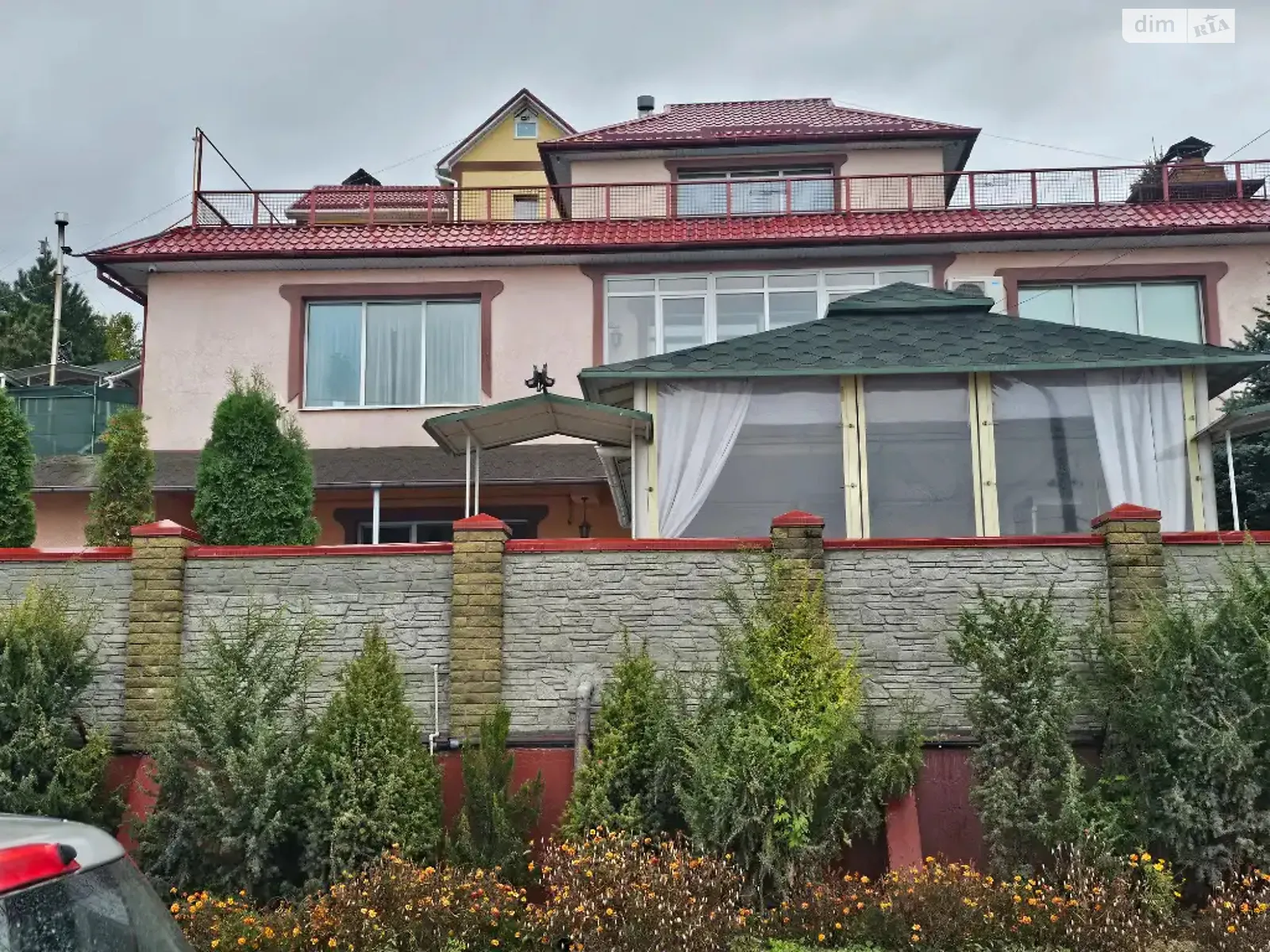 Продается дом на 2 этажа 231 кв. м с беседкой, цена: 150000 $ - фото 1