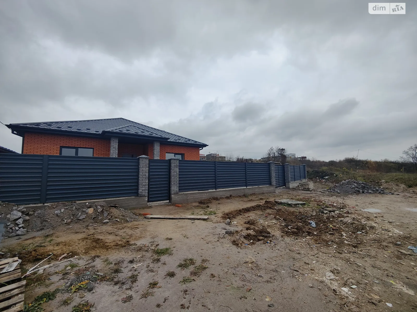 Продается одноэтажный дом 95 кв. м с беседкой, цена: 85000 $ - фото 1