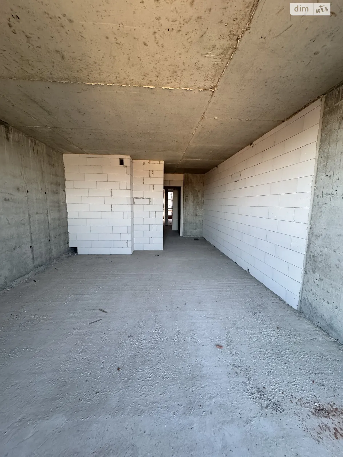 Продається 1-кімнатна квартира 35 кв. м у Івано-Франківську, вул. Левицького Романа, 19 - фото 1