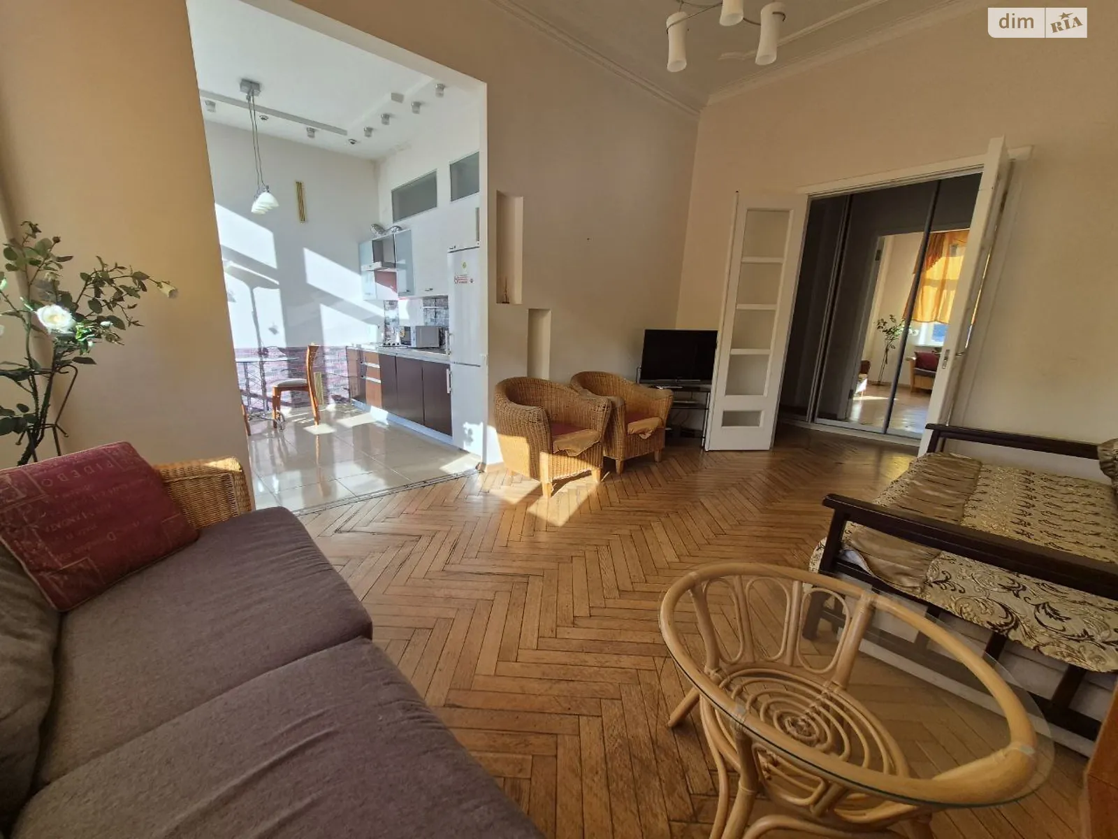 Сдается в аренду 2-комнатная квартира в Киеве, ул. Крещатик, 27 - фото 1