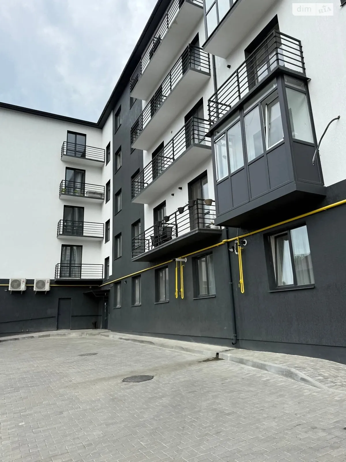 Продається 2-кімнатна квартира 49.7 кв. м у Кременці, вул. Дубенська - фото 1