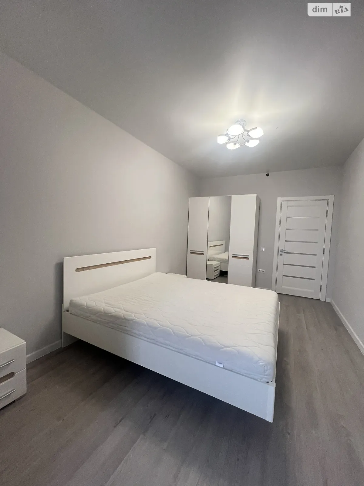 Продається 2-кімнатна квартира 65 кв. м у Ірпені, вул. Мечникова, 104Б - фото 1