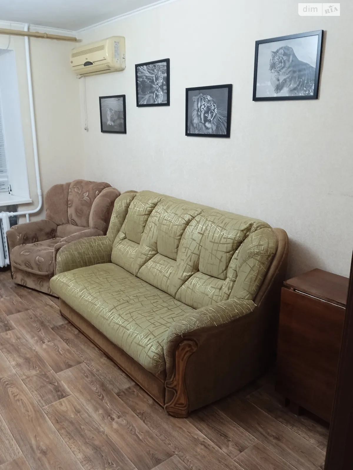 Продается 2-комнатная квартира 56 кв. м в Николаеве, ул. Январева, 28 - фото 1