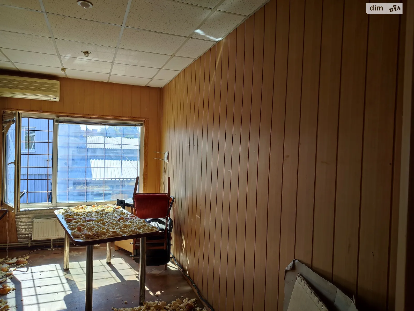 Здається в оренду офіс 16 кв. м в бізнес-центрі, цена: 2400 грн - фото 1