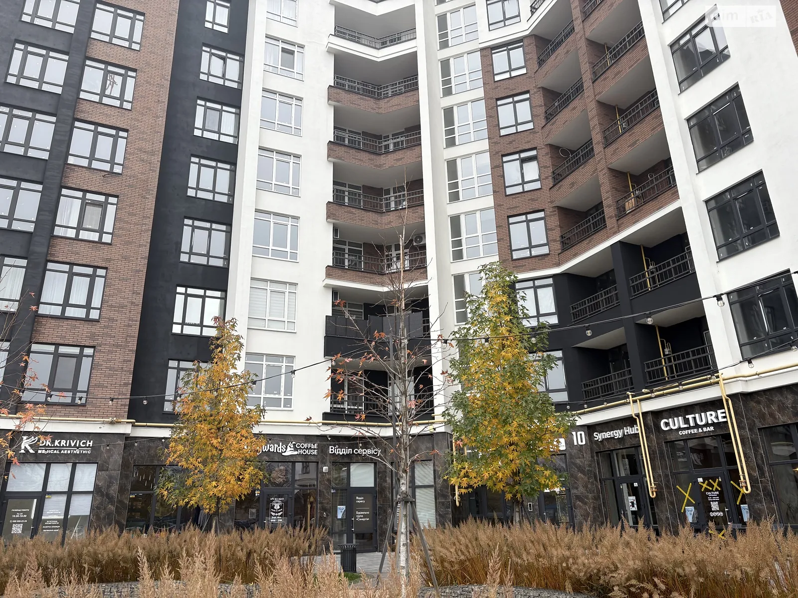 Продается 1-комнатная квартира 39.7 кв. м в Ирпене, ул. Ольги Кобылянской(Достоевского), 1В/15 - фото 1