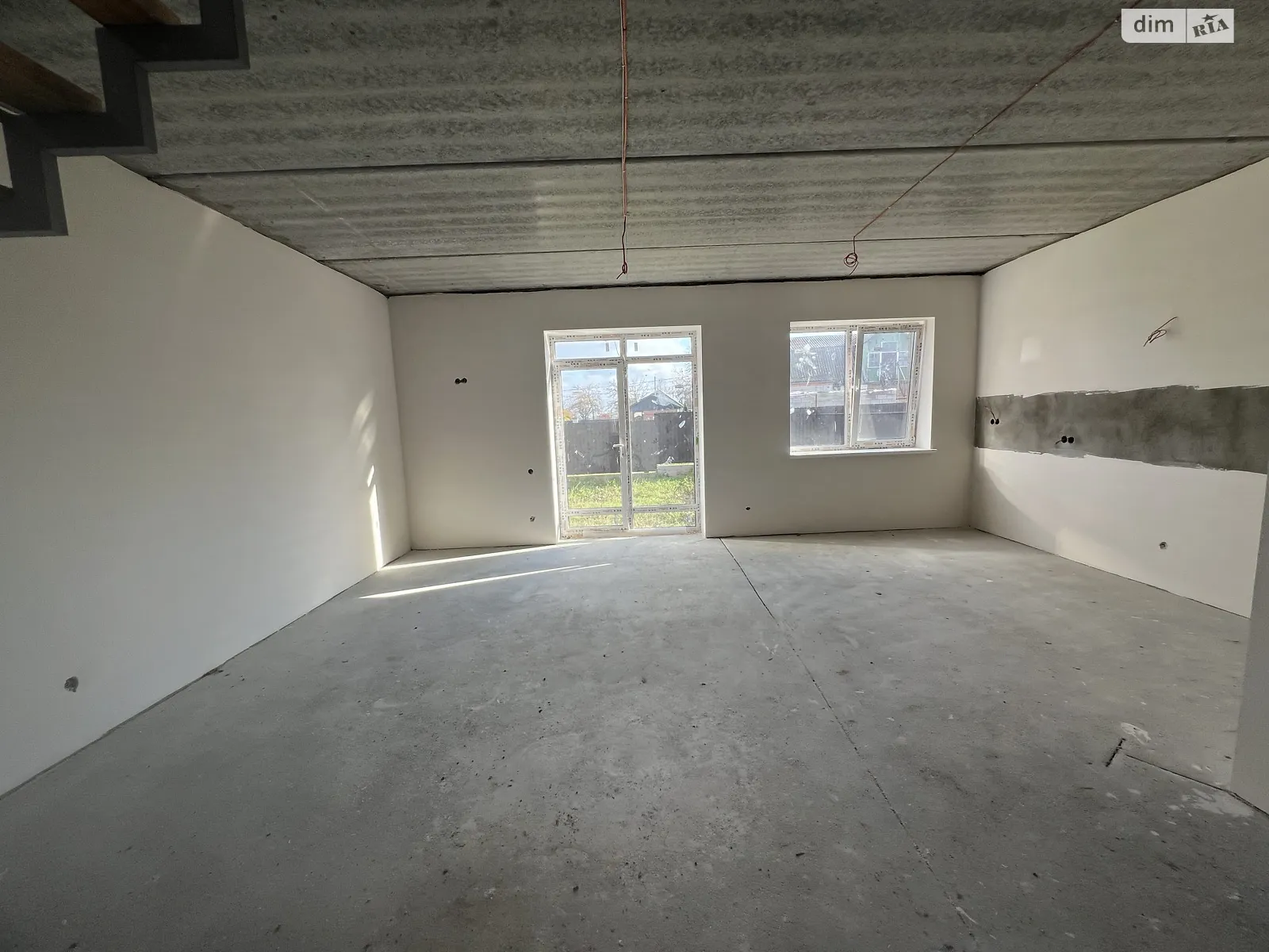 Продается дом на 2 этажа 128 кв. м с террасой, цена: 91500 $ - фото 1