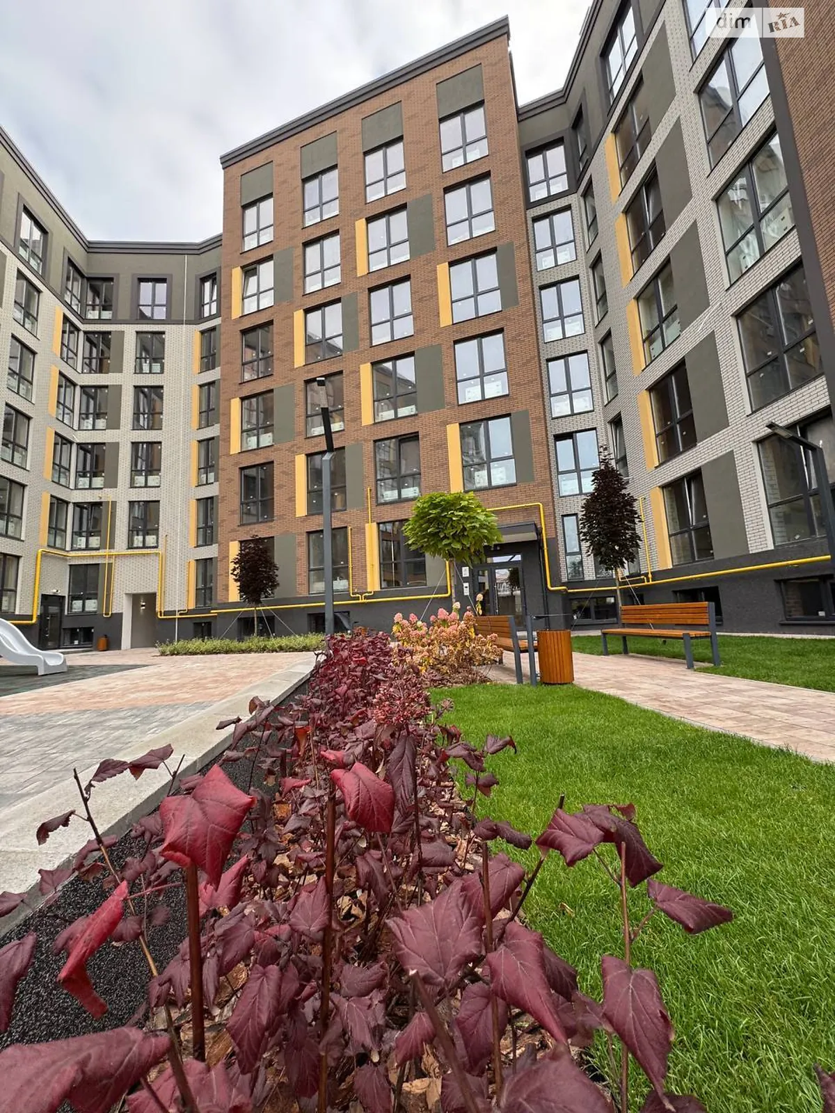 Продається 1-кімнатна квартира 26 кв. м у Ірпені, вул. Лисенка, 19 - фото 1