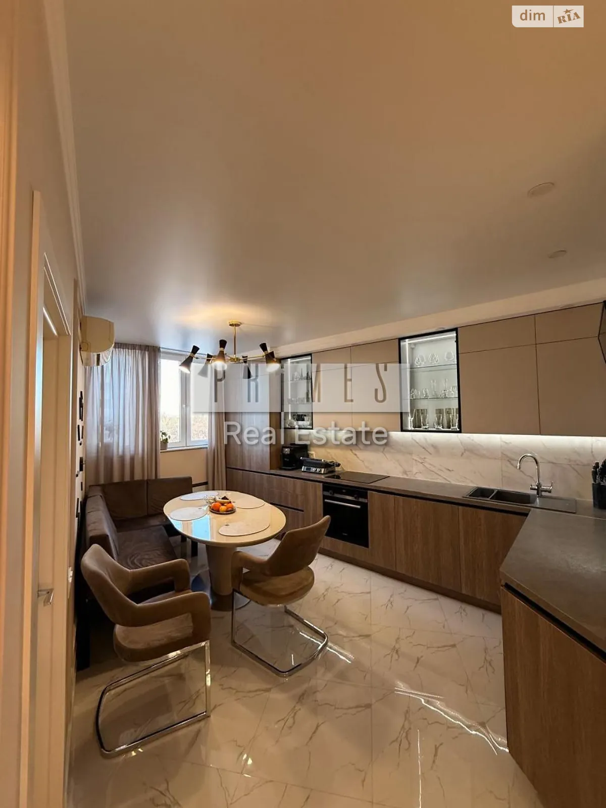 Продается 3-комнатная квартира 99.2 кв. м в Киеве, ул. Авиаконструктора Игоря Сикорского(Танковая), 1 - фото 1