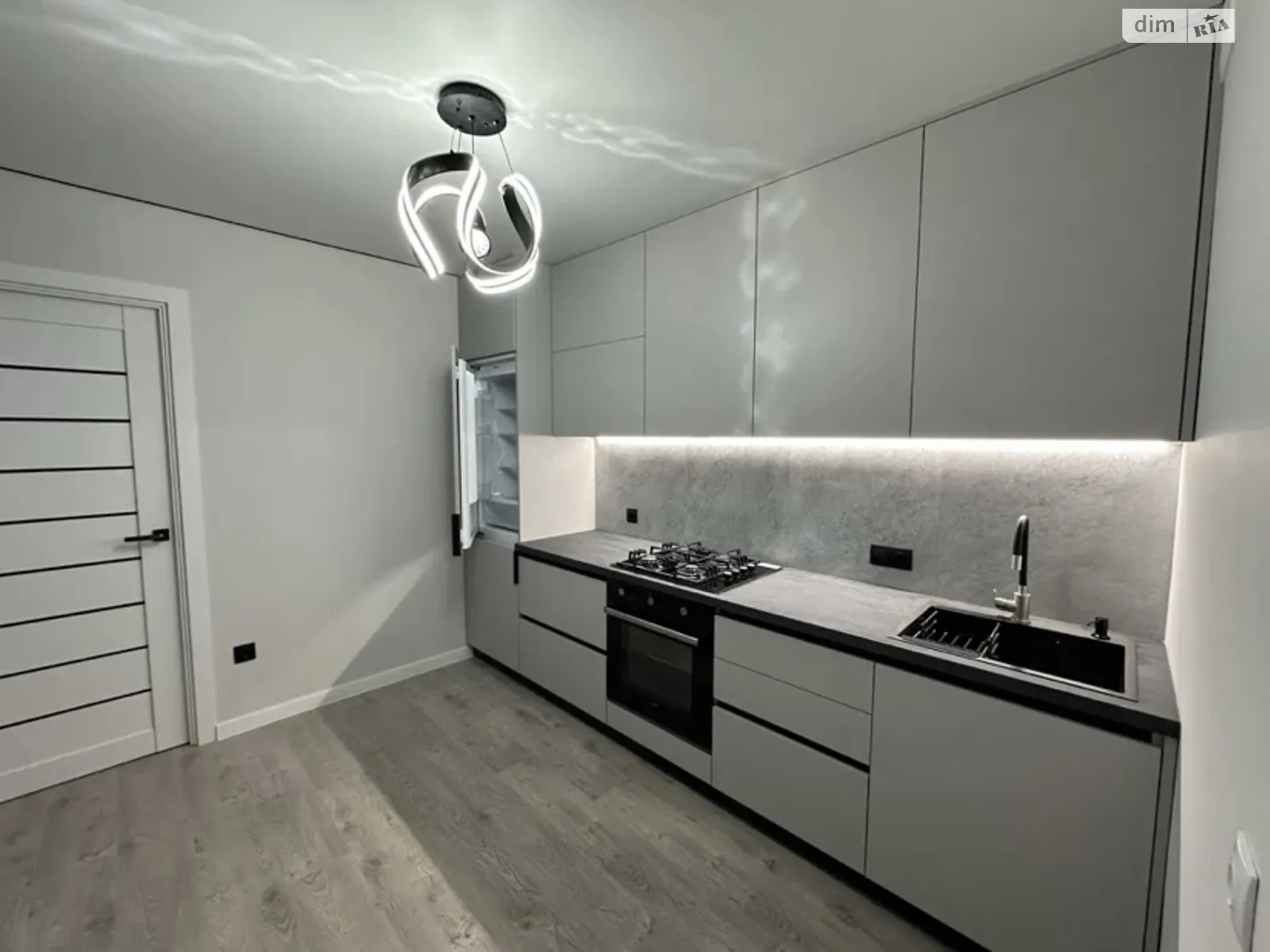 2-кімнатна квартира 58 кв. м у Тернополі, цена: 74200 $ - фото 1