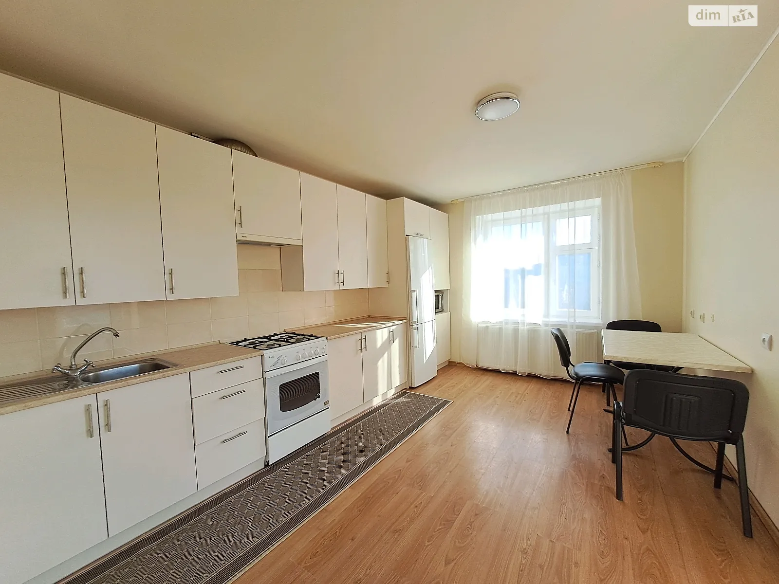 3-комнатная квартира 75 кв. м в Тернополе, ул. Глиняная, 9 - фото 1