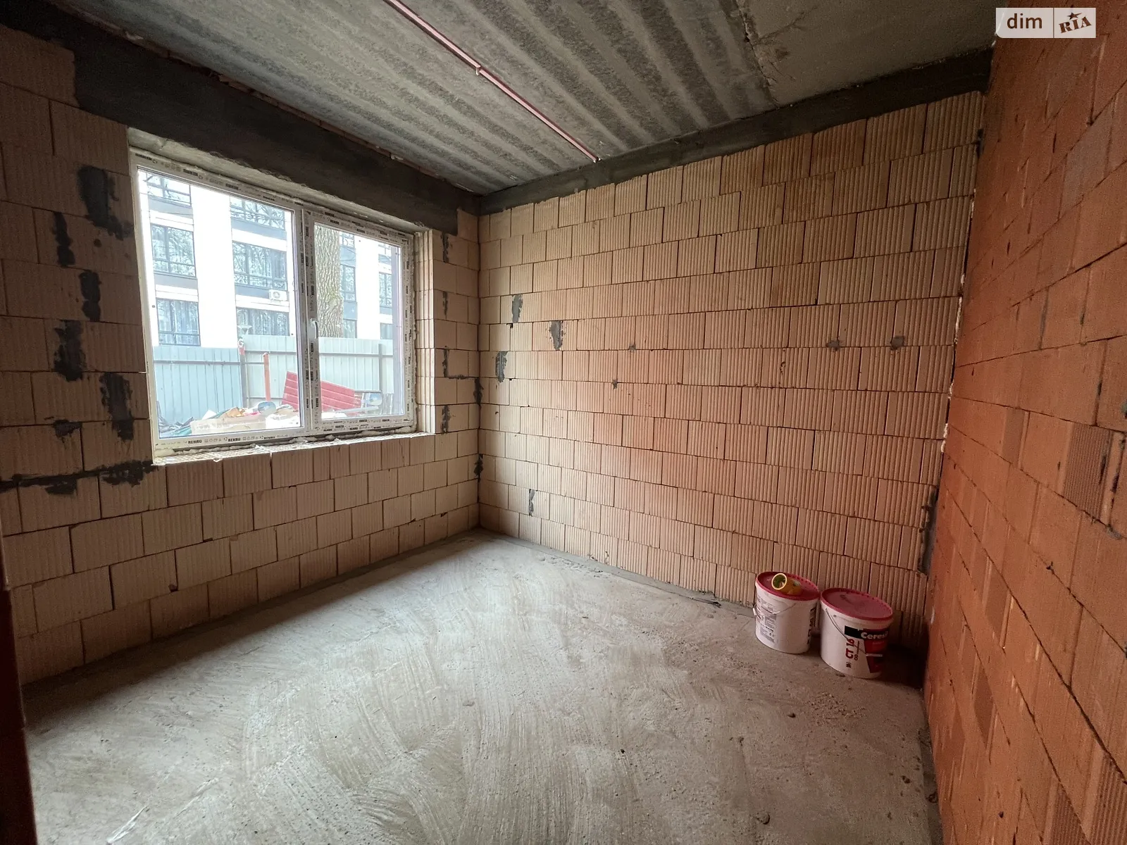 Продается 1-комнатная квартира 35 кв. м в Буче, ул. Ивана Кожедуба, 2/1 - фото 1