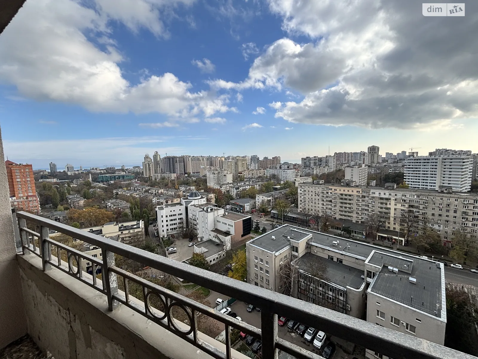 Продається 1-кімнатна квартира 27 кв. м у Одесі, Фонтанська дор. - фото 1