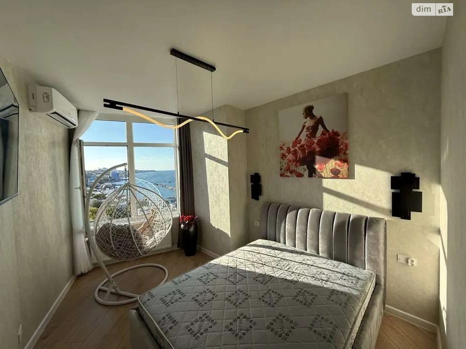 Здається в оренду 1-кімнатна квартира 40 кв. м у Одесі, пров. Морехідний, 2А - фото 1