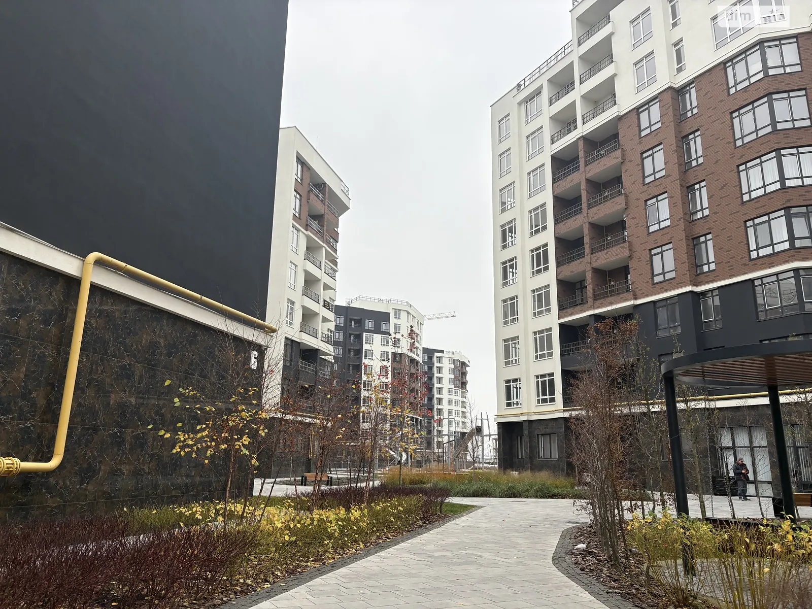 Продается 2-комнатная квартира 89.3 кв. м в Ирпене, ул. Ольги Кобылянской(Достоевского), 1В/15 - фото 1