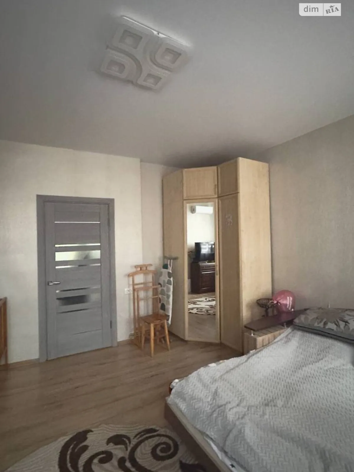 Продается часть дома 59 кв. м с бассейном, цена: 50000 $ - фото 1