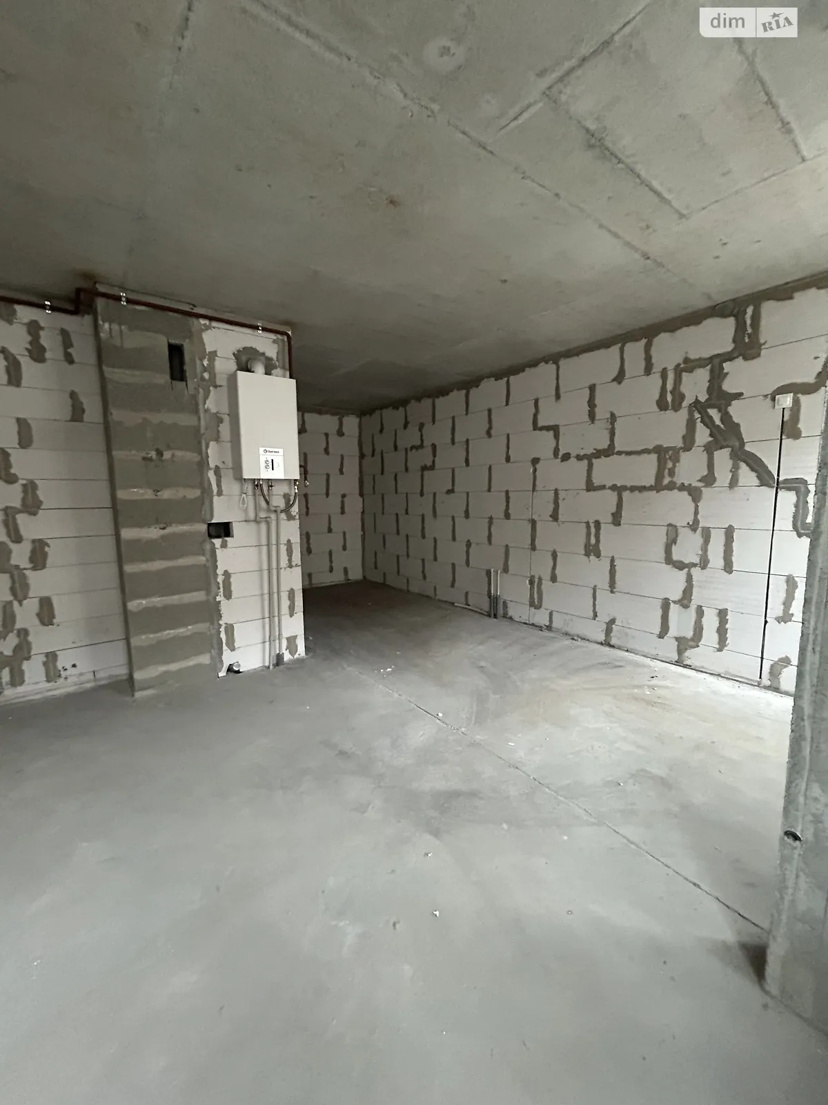 Продается 1-комнатная квартира 54 кв. м в Буче, ул. Князя Владимира Великого, 16 - фото 1