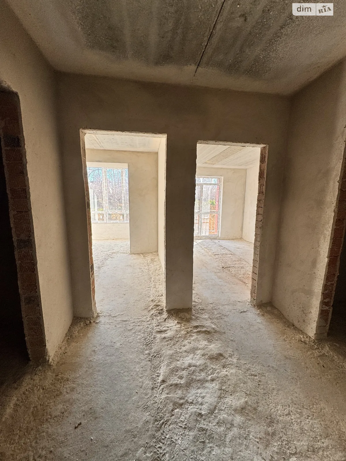 Продается 1-комнатная квартира 43 кв. м в Ивано-Франковске, ул. Довженко А., 31В - фото 1