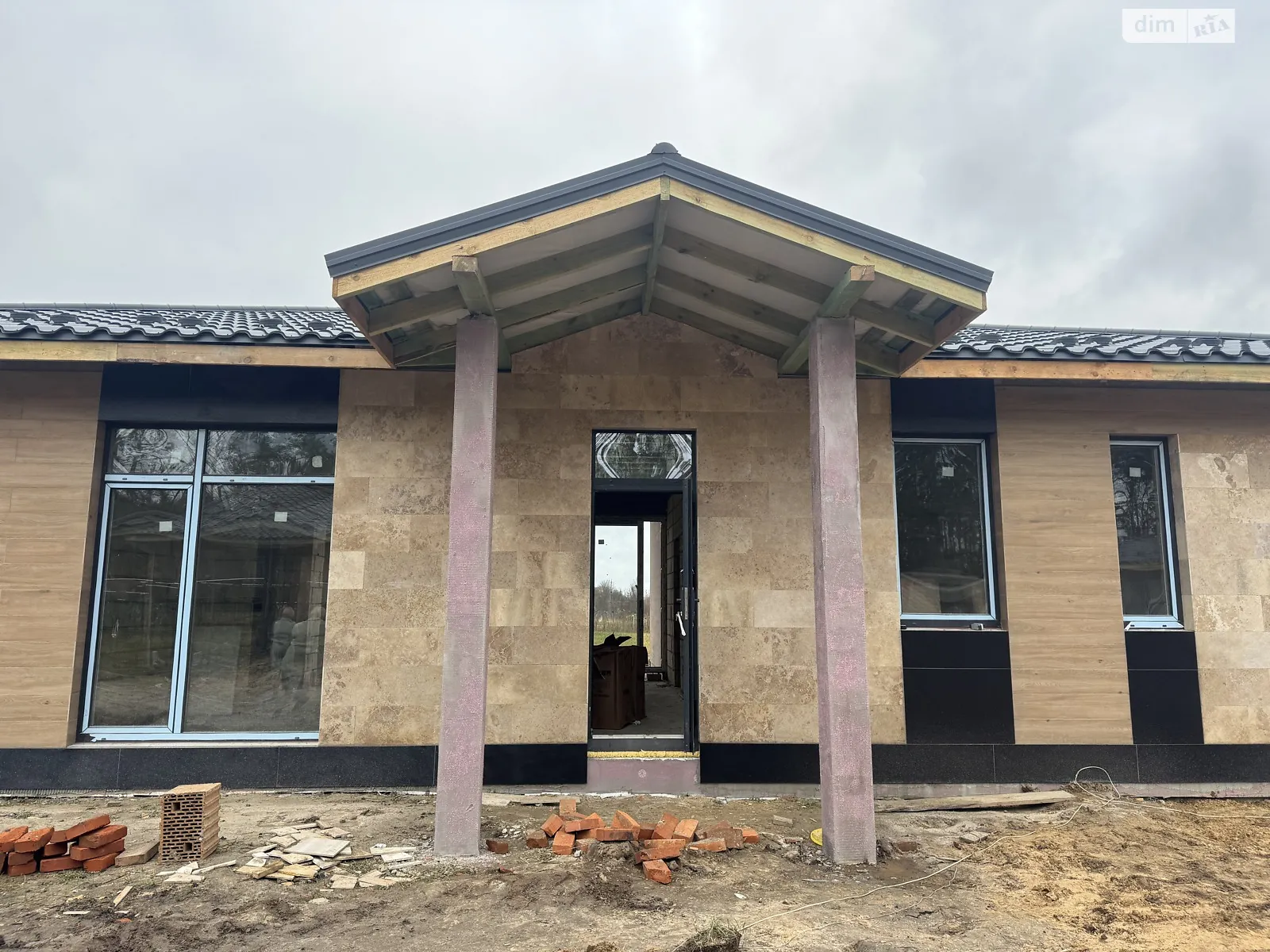 Продается одноэтажный дом 130 кв. м с беседкой, цена: 160000 $ - фото 1