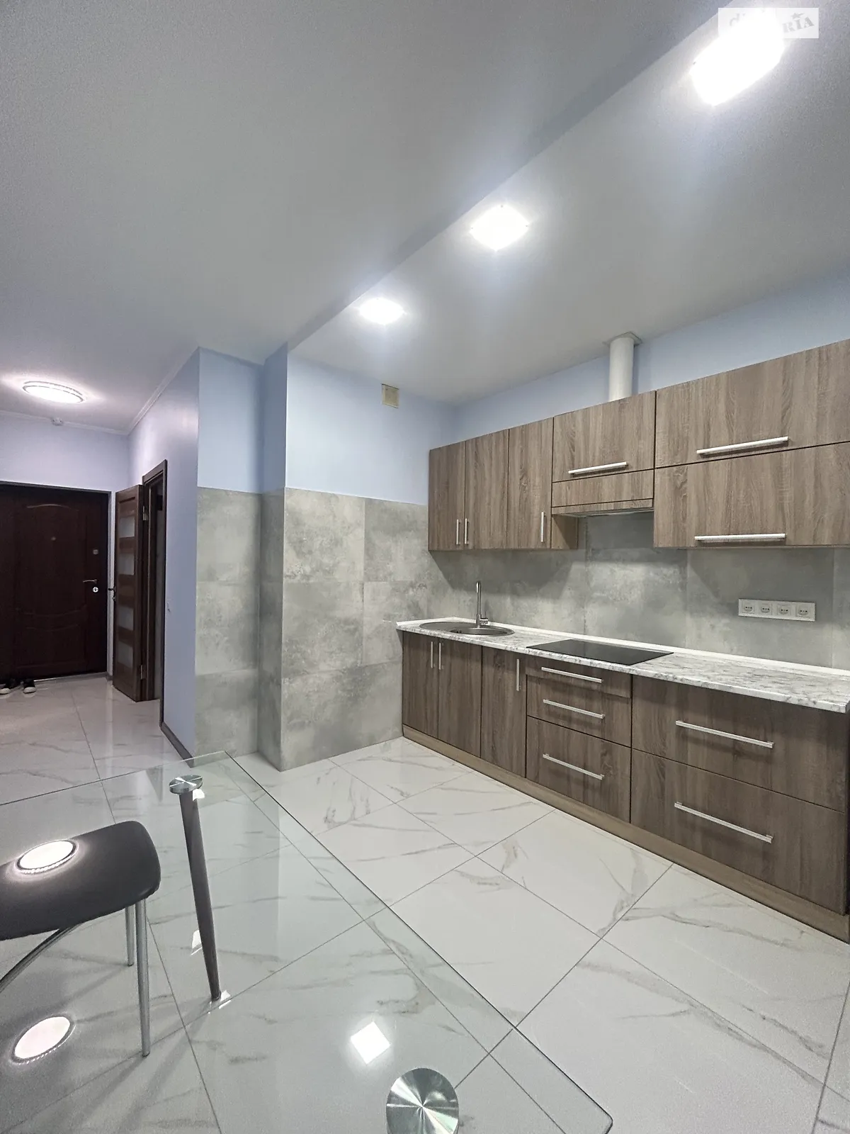 Продается 1-комнатная квартира 46 кв. м в Киеве, просп. Оболонский, 1 корпус 2 - фото 1