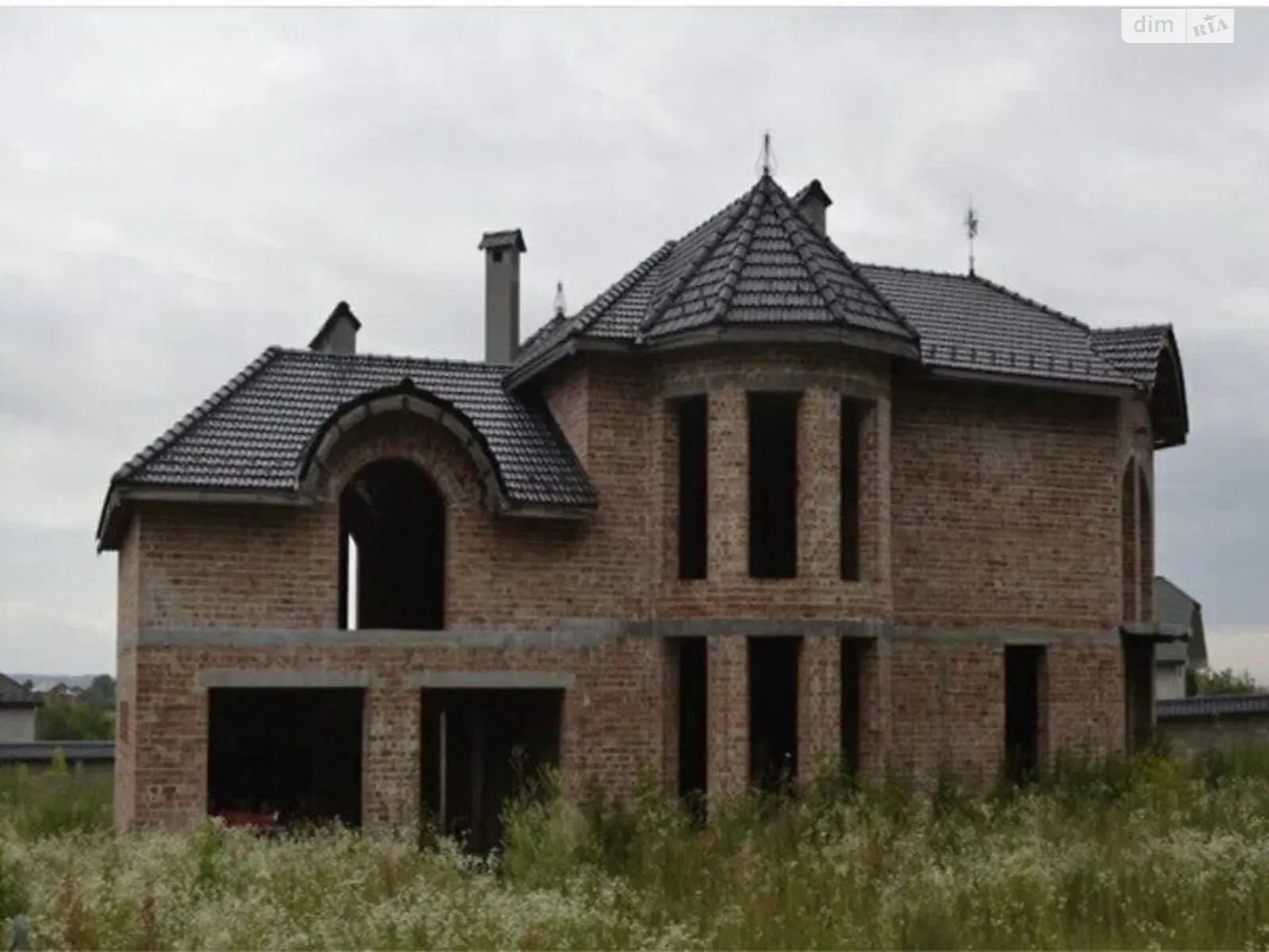 Продается дом на 2 этажа 1200 кв. м с участком, цена: 500000 $ - фото 1