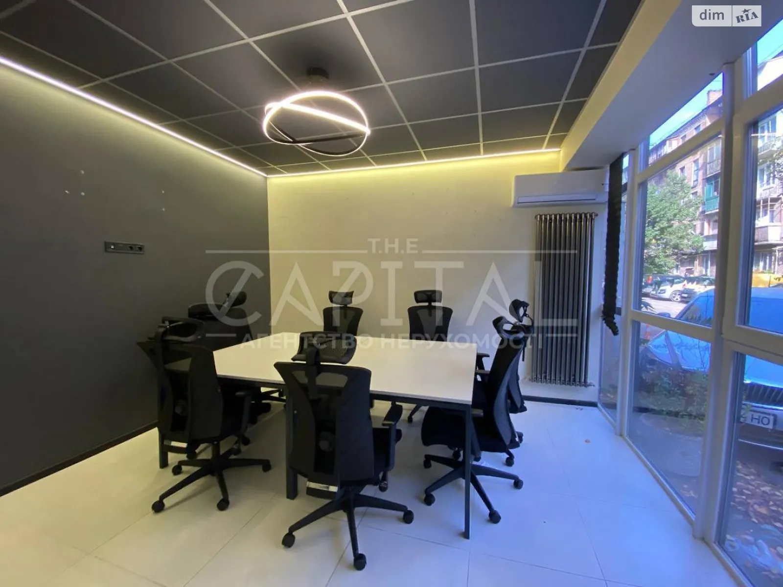 Сдается в аренду офис 201 кв. м в бизнес-центре, цена: 2800 $ - фото 1