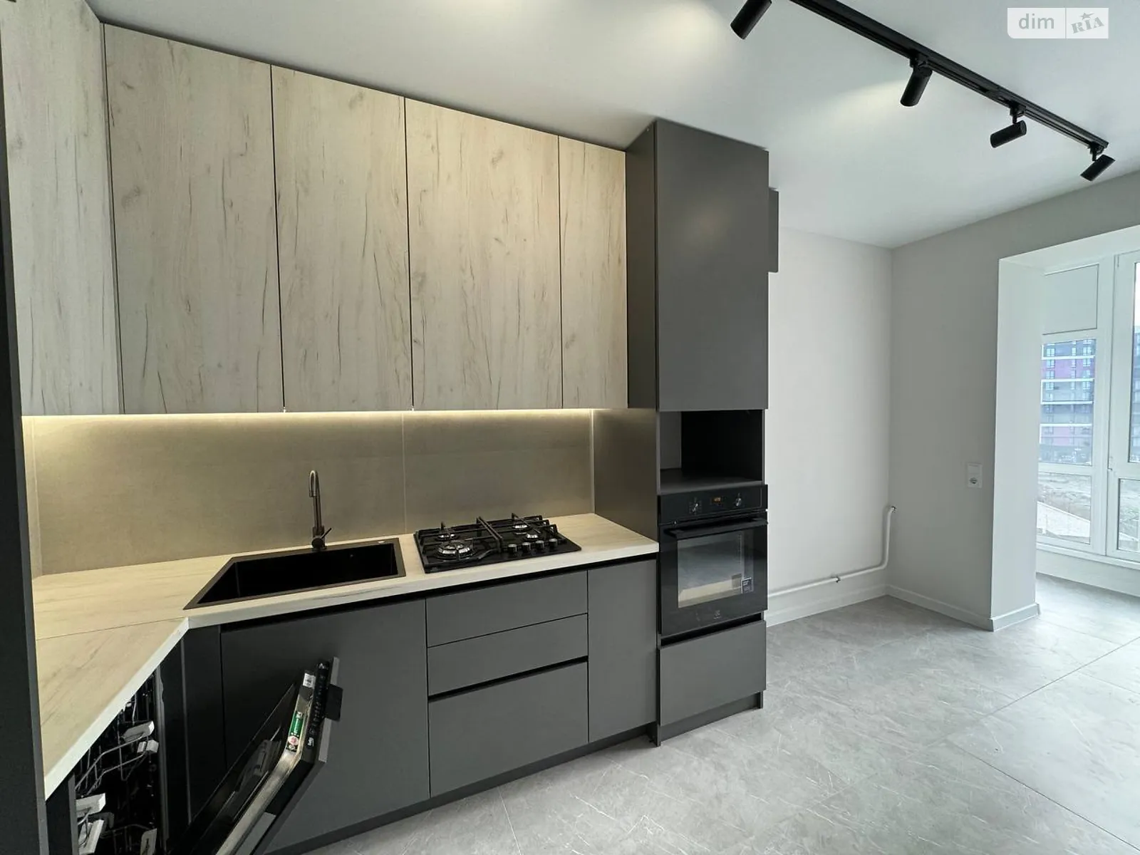 Продається 1-кімнатна квартира 44 кв. м у Івано-Франківську, вул. Княгинин - фото 1