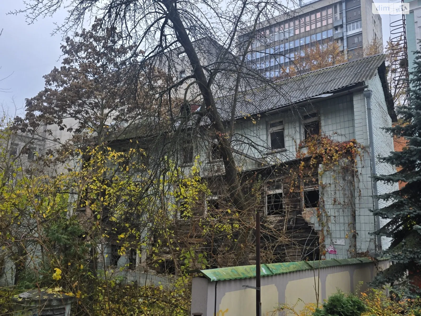 Продается помещения свободного назначения 345 кв. м в 3-этажном здании, цена: 862500 $ - фото 1