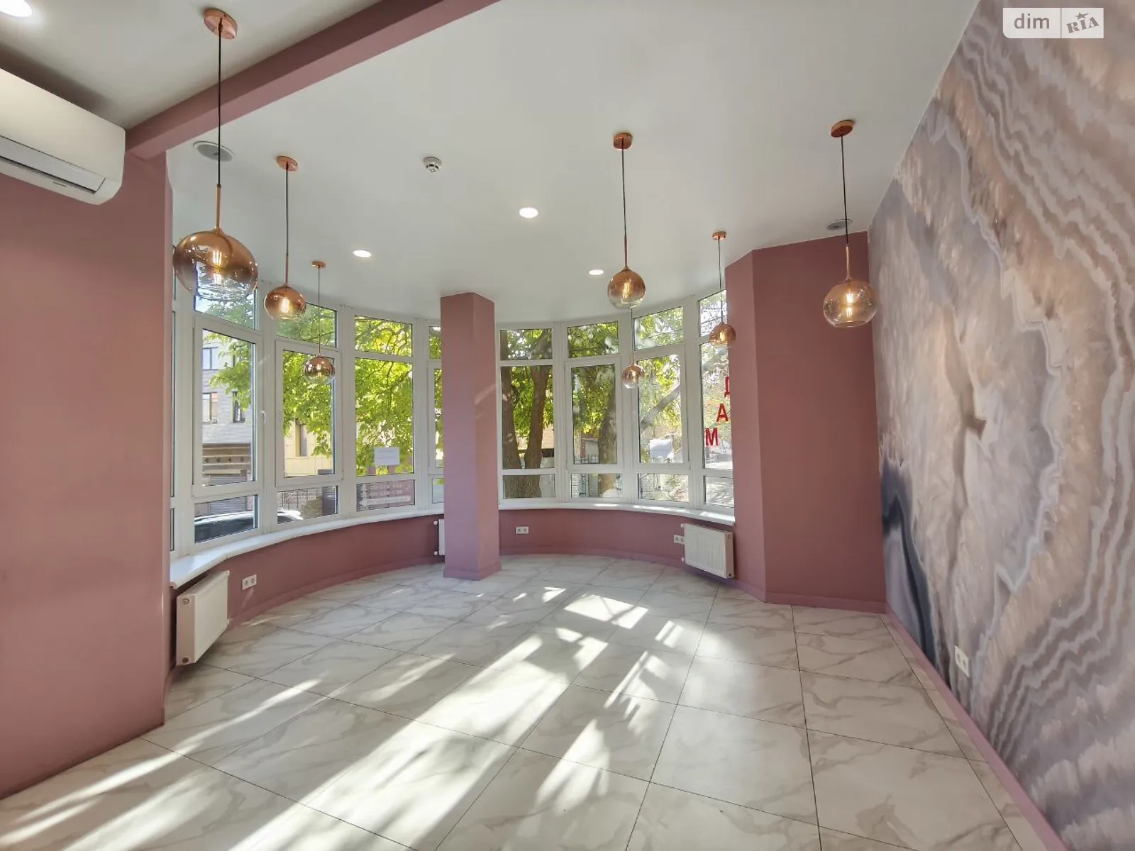 Продается помещения свободного назначения 93 кв. м в 9-этажном здании, цена: 140000 $ - фото 1