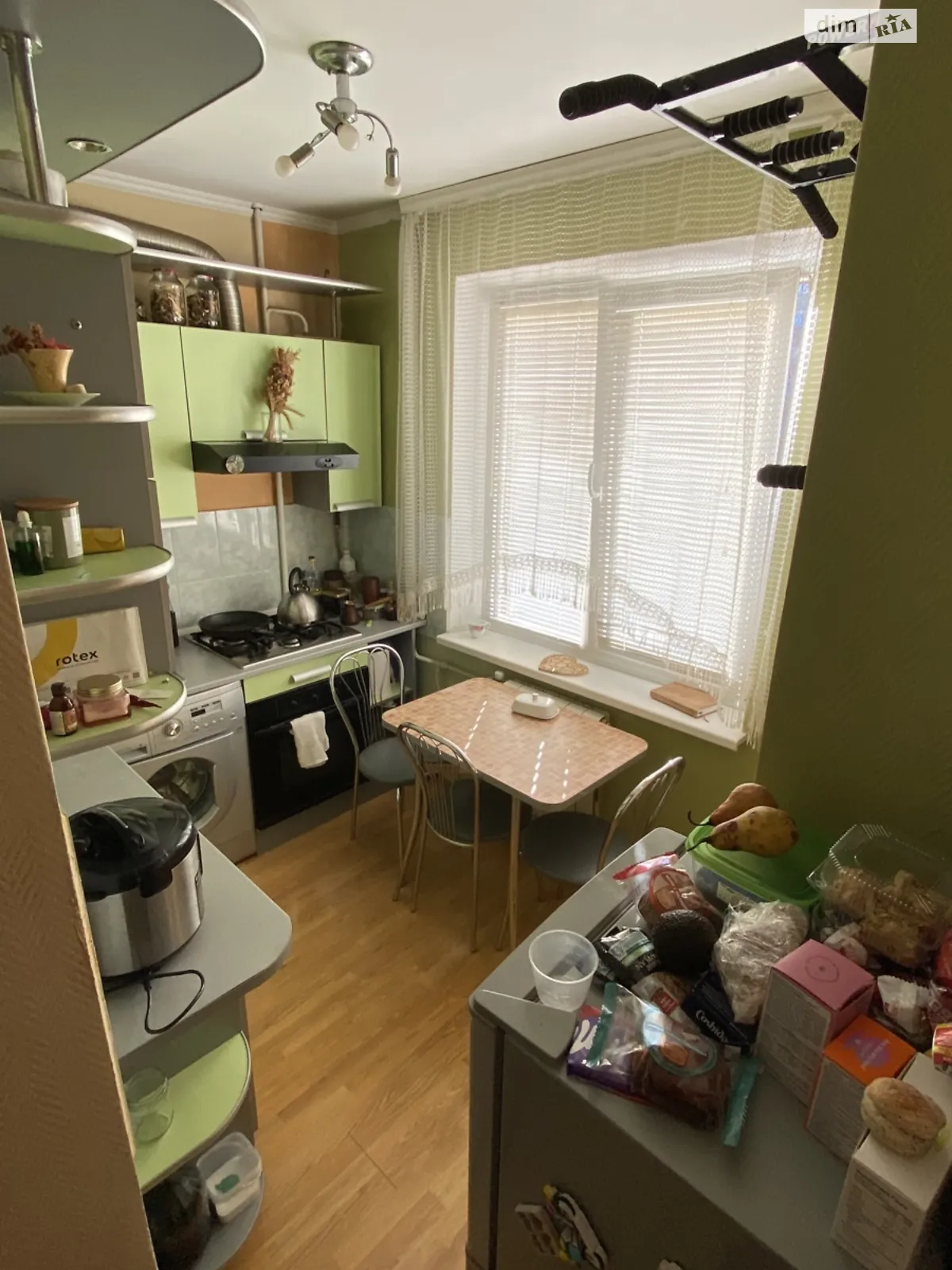 Продается 1-комнатная квартира 33.5 кв. м в Черновцах, ул. Главная, 204Е - фото 1