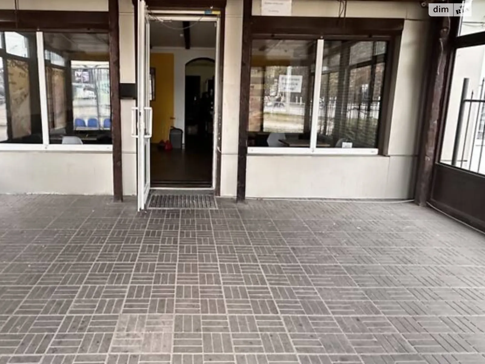 Здається в оренду приміщення вільного призначення 98.2 кв. м в 1-поверховій будівлі, цена: 85000 грн - фото 1