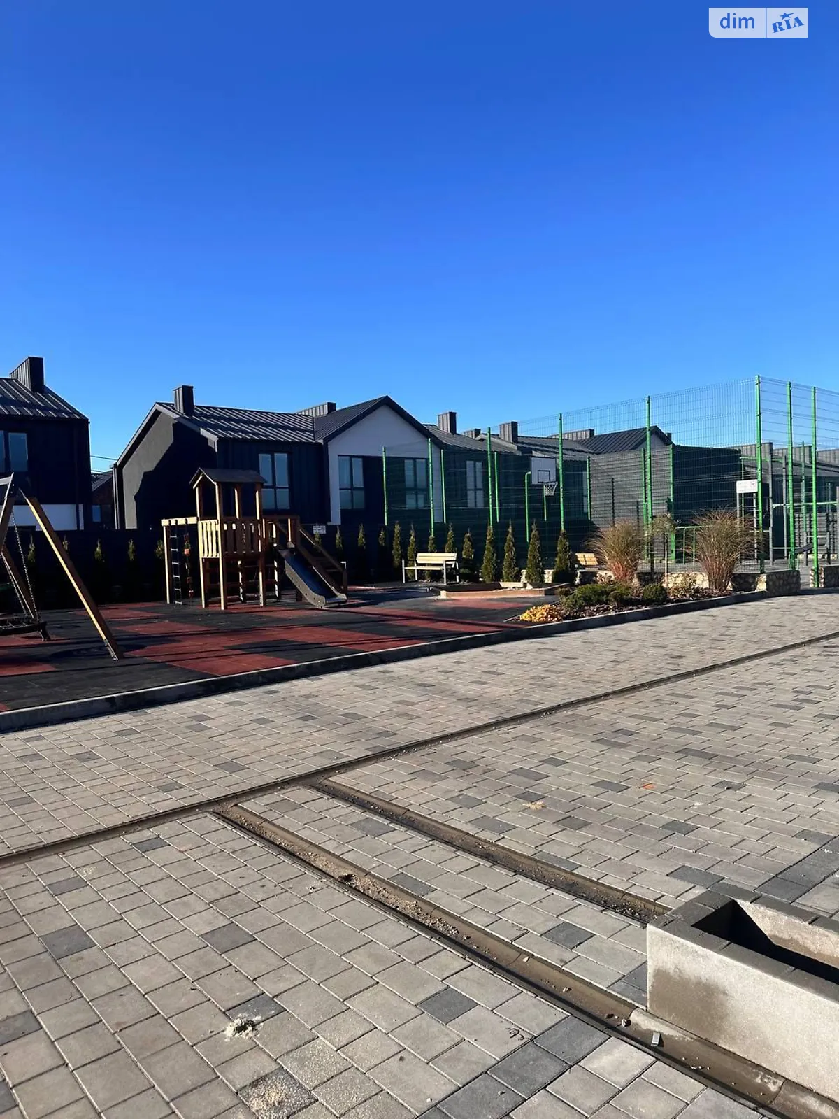 Продается часть дома 90 кв. м с бассейном, цена: 61000 $ - фото 1