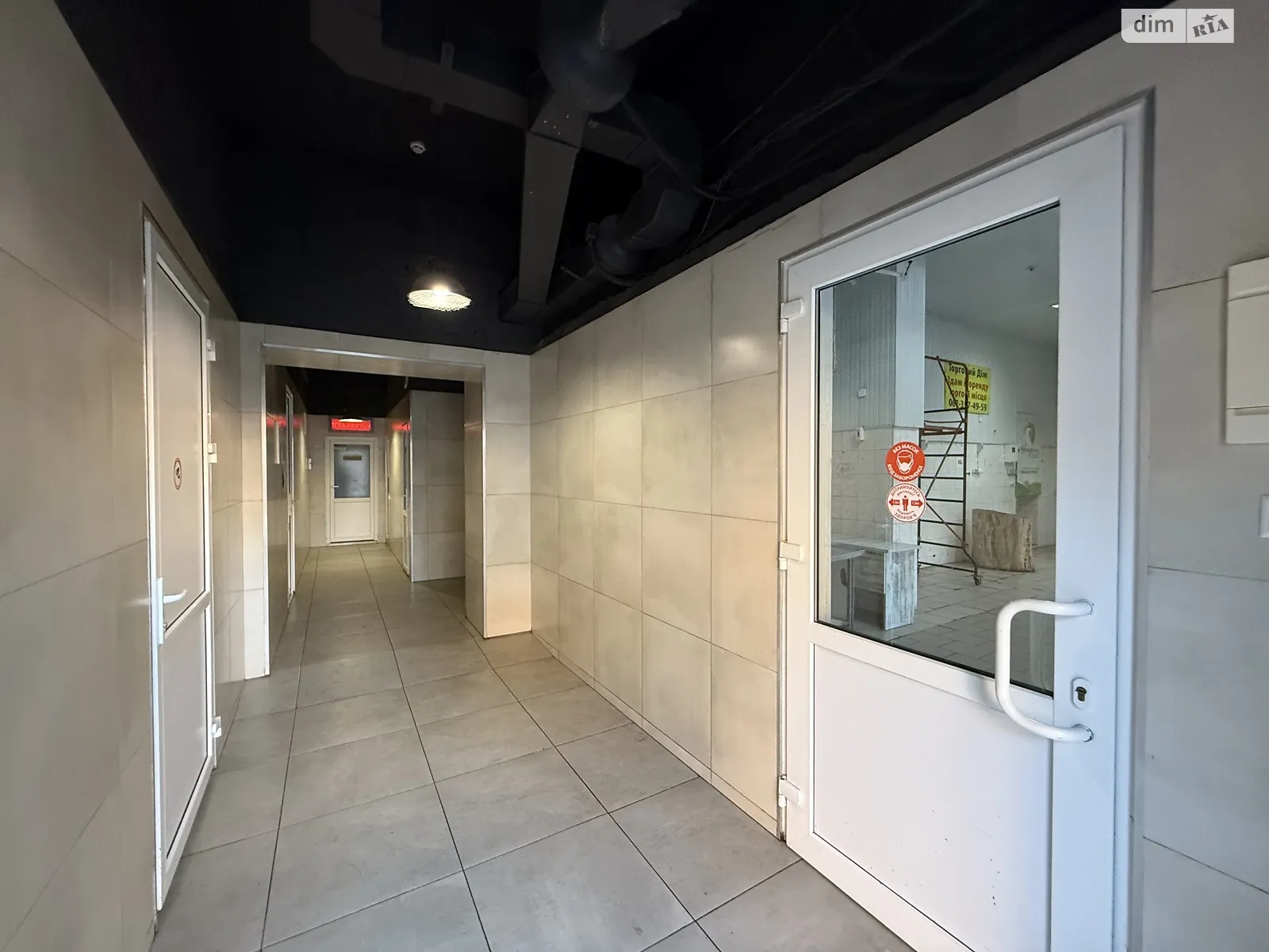 Сдается в аренду помещения свободного назначения 460 кв. м в 1-этажном здании, цена: 276000 грн - фото 1