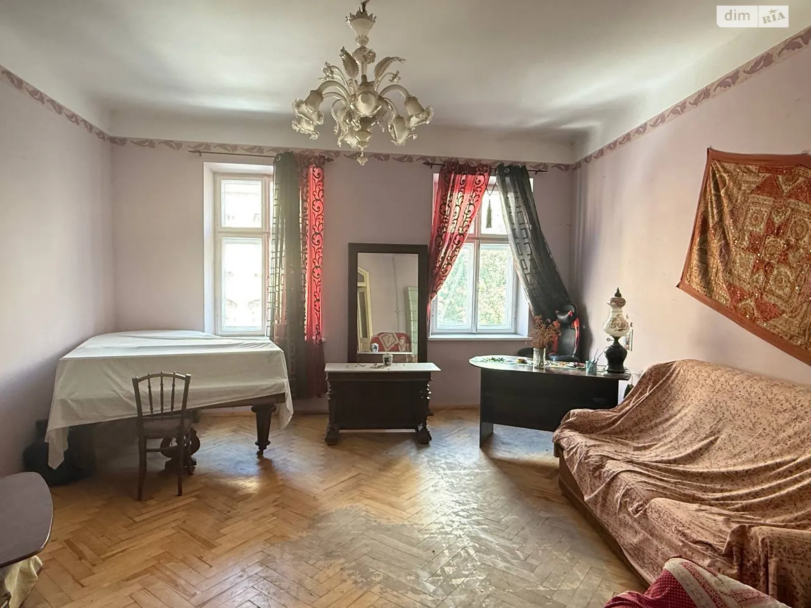 Продается 2-комнатная квартира 53.3 кв. м в Львове, ул. Пекарская - фото 1